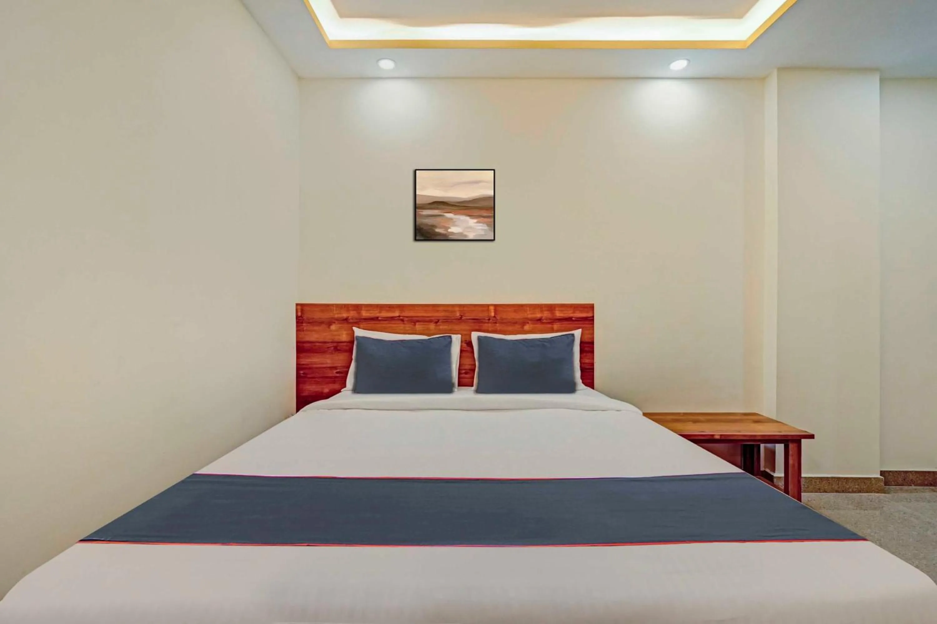 Bedroom, Bed in Super Hotel O Sri Sapthagiri Comforts