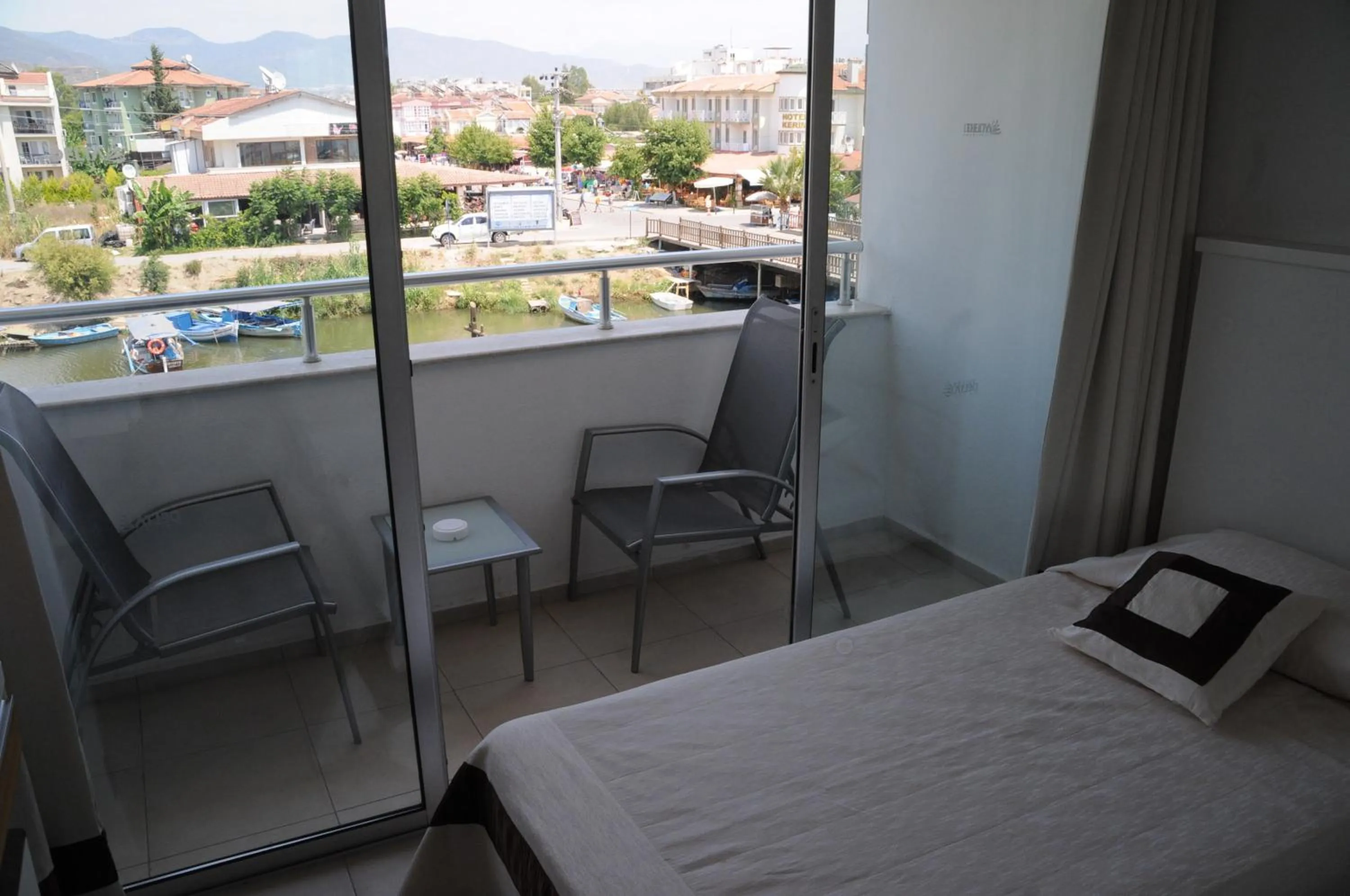 Photo of the whole room, Bed in Hotel Delta