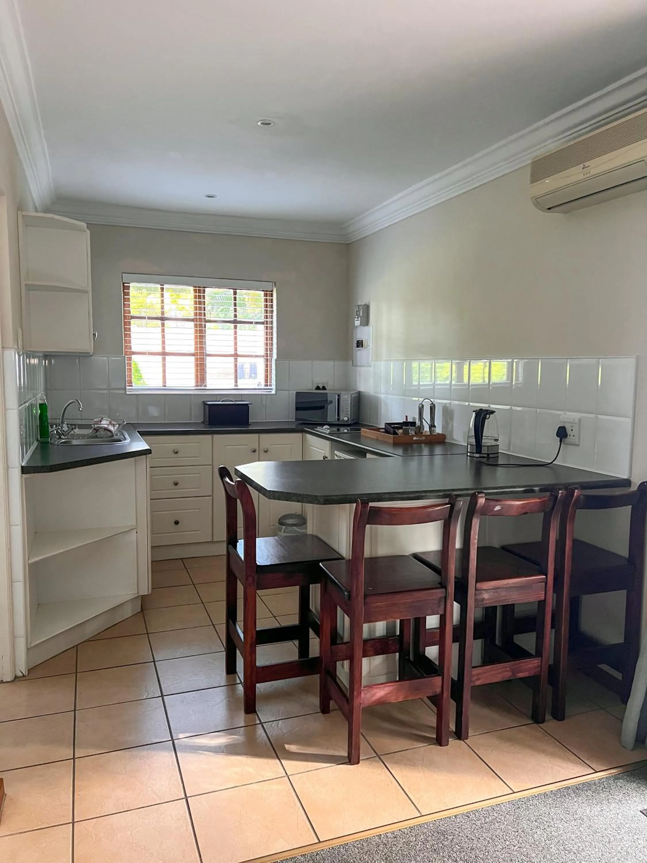 Coffee/tea facilities in Bunkers Inn Guesthouse