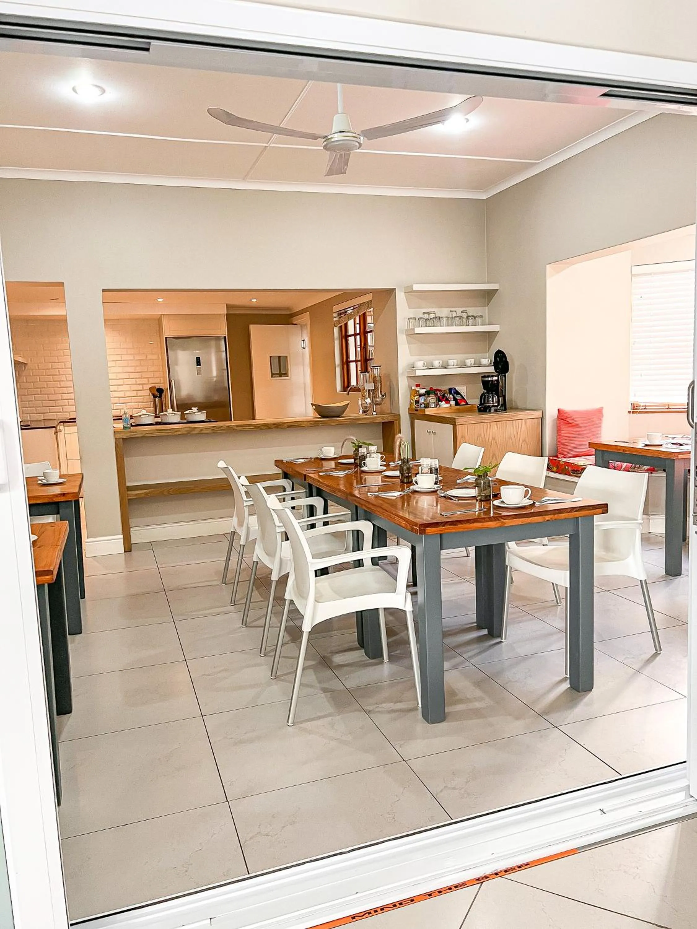 Breakfast in Bunkers Inn Guesthouse