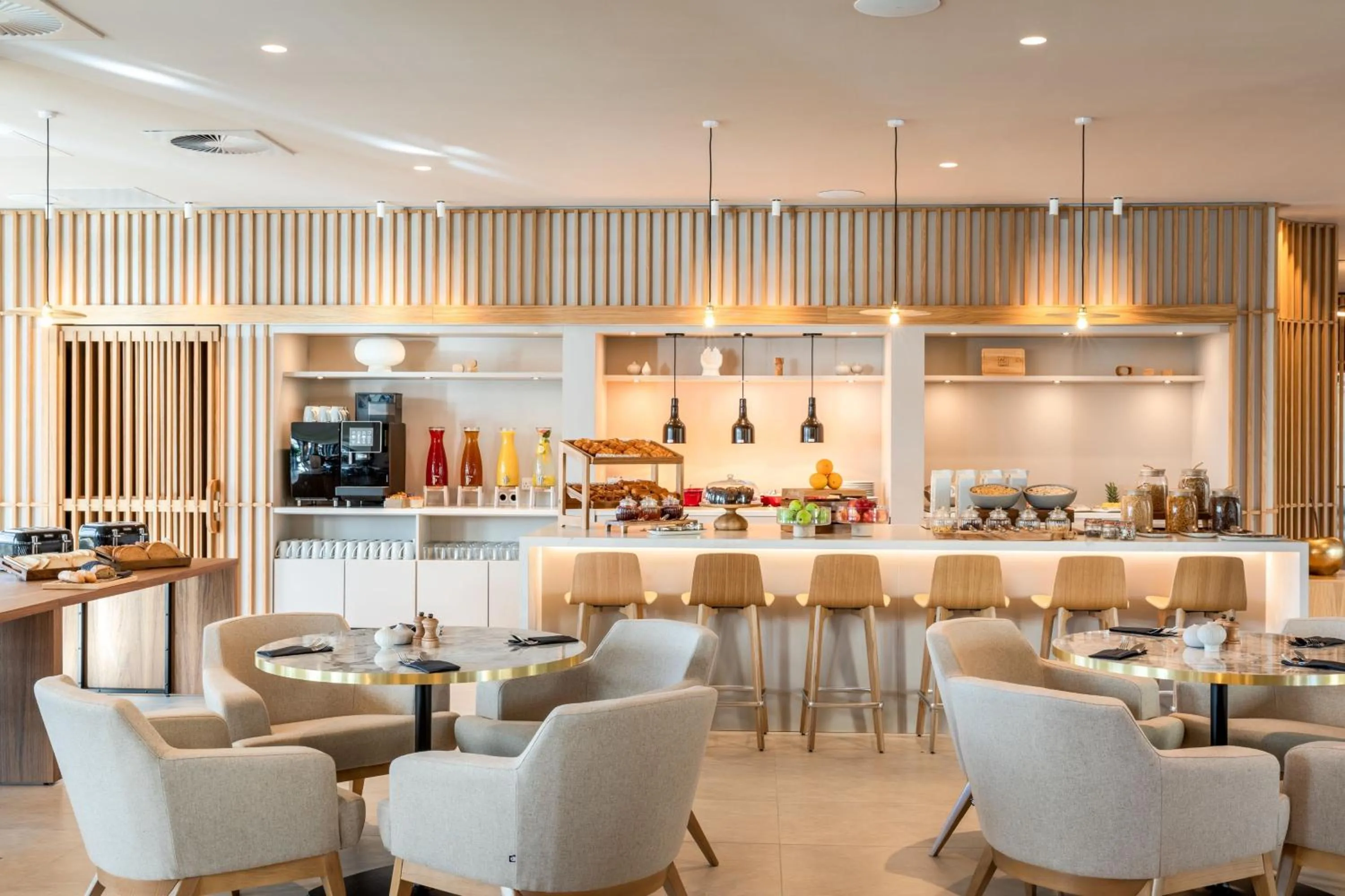 Breakfast in AC Hotel by Marriott Inverness