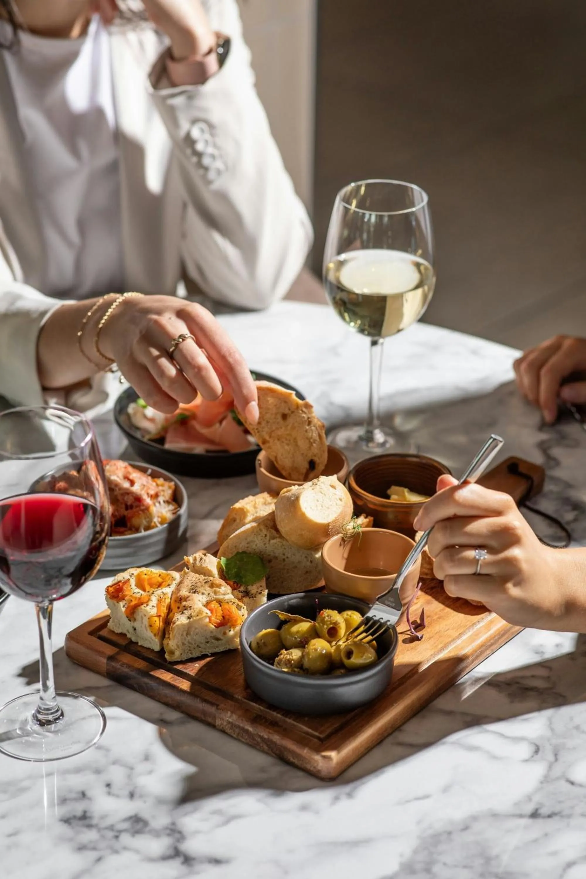 Restaurant/places to eat in AC Hotel by Marriott Inverness