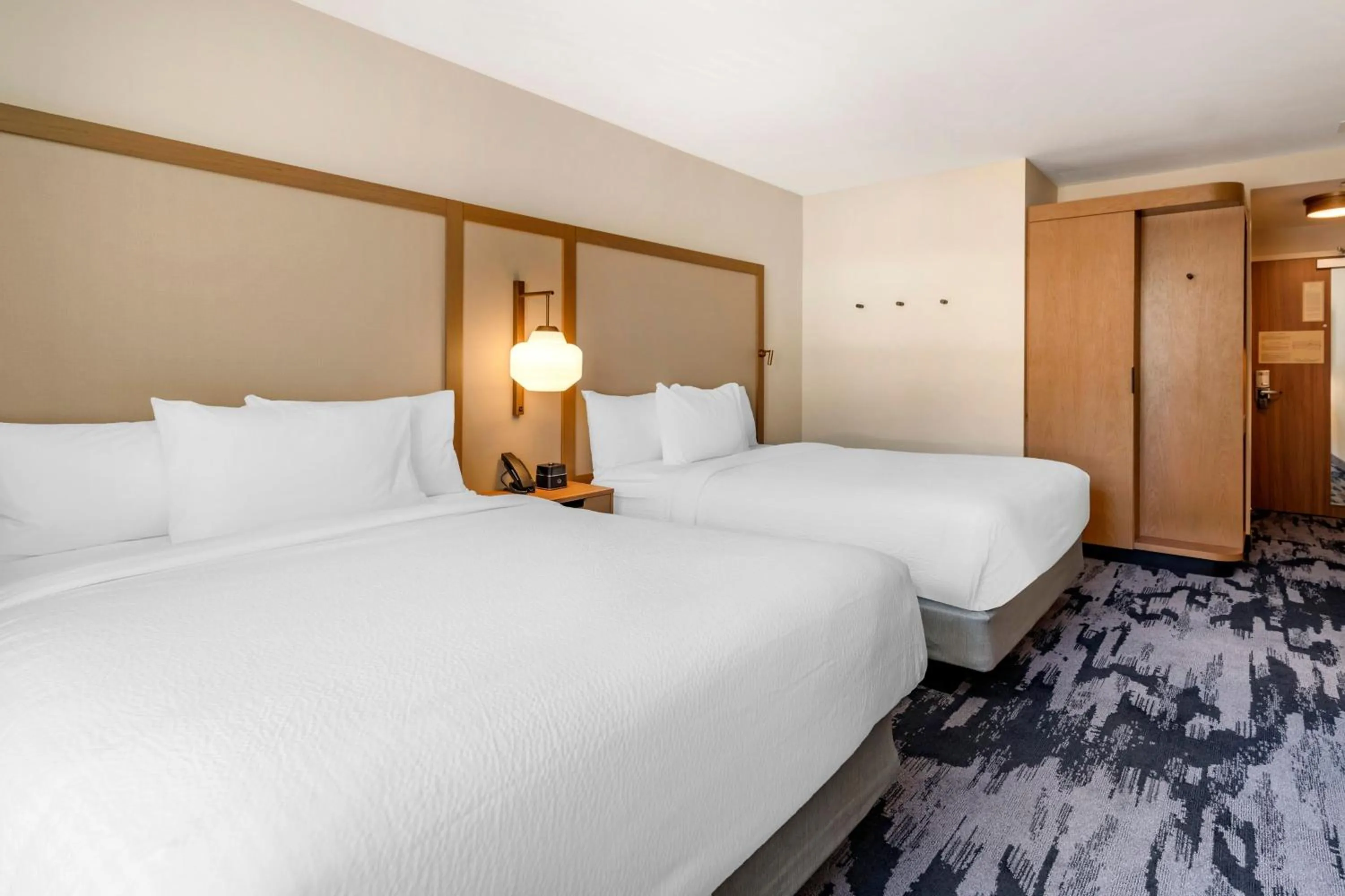 Photo of the whole room, Bed in Fairfield by Marriott Inn & Suites North Conway