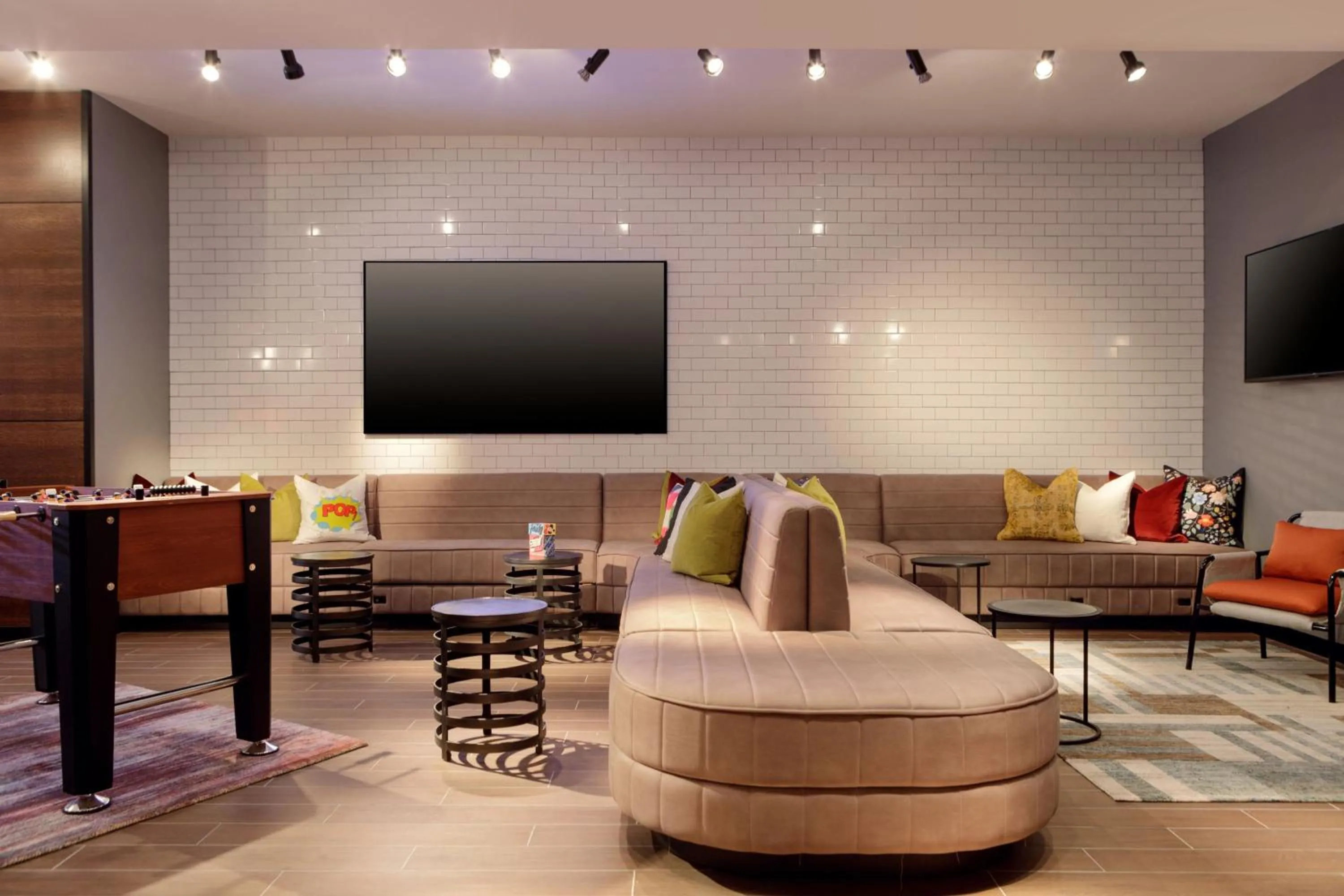 Lobby or reception in Moxy Richmond Downtown