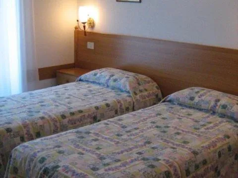 Photo of the whole room, Bed in Hotel Castello