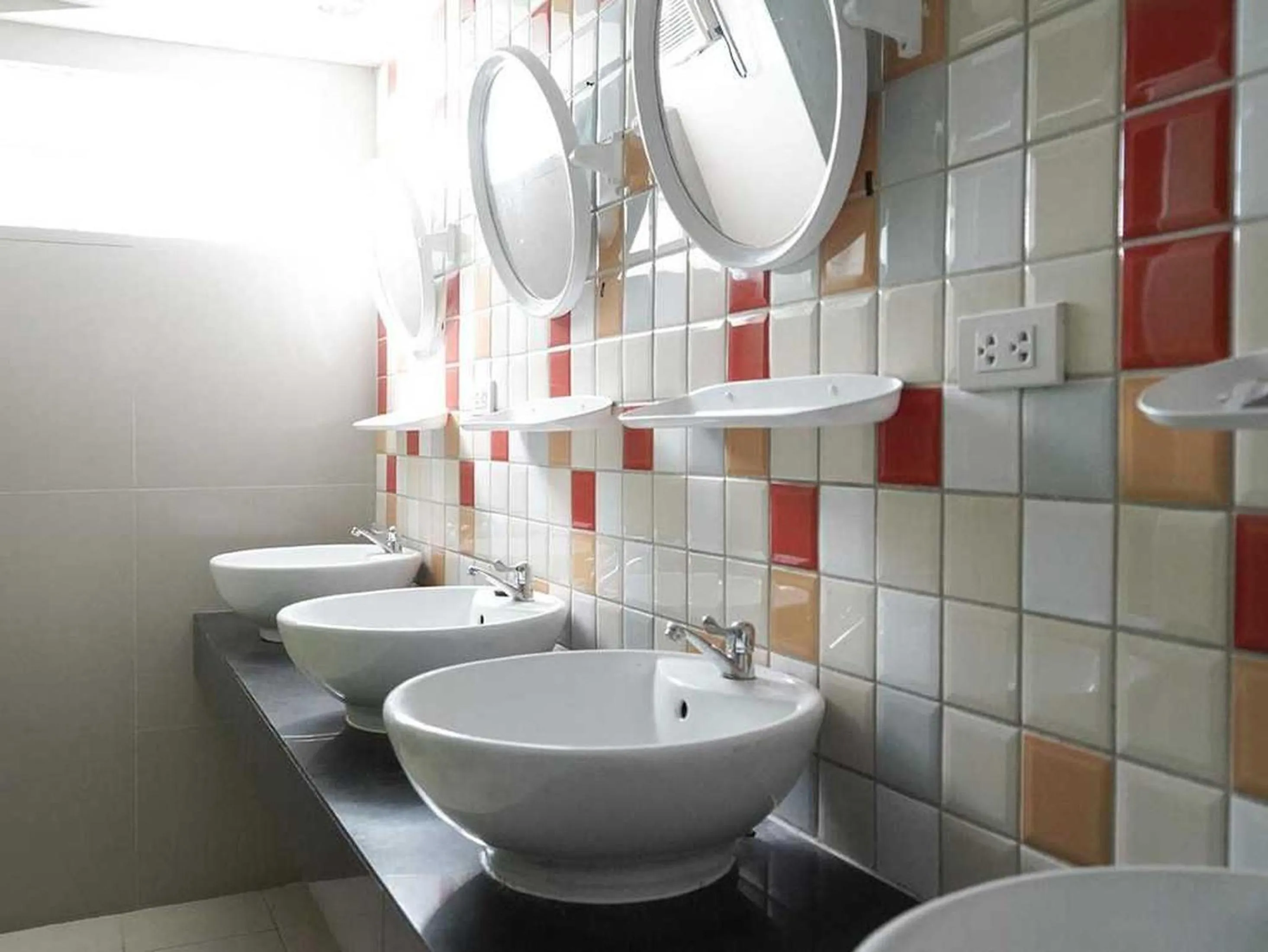 Bathroom in RQ Bangkok Sukhumvit 50 by Collection O