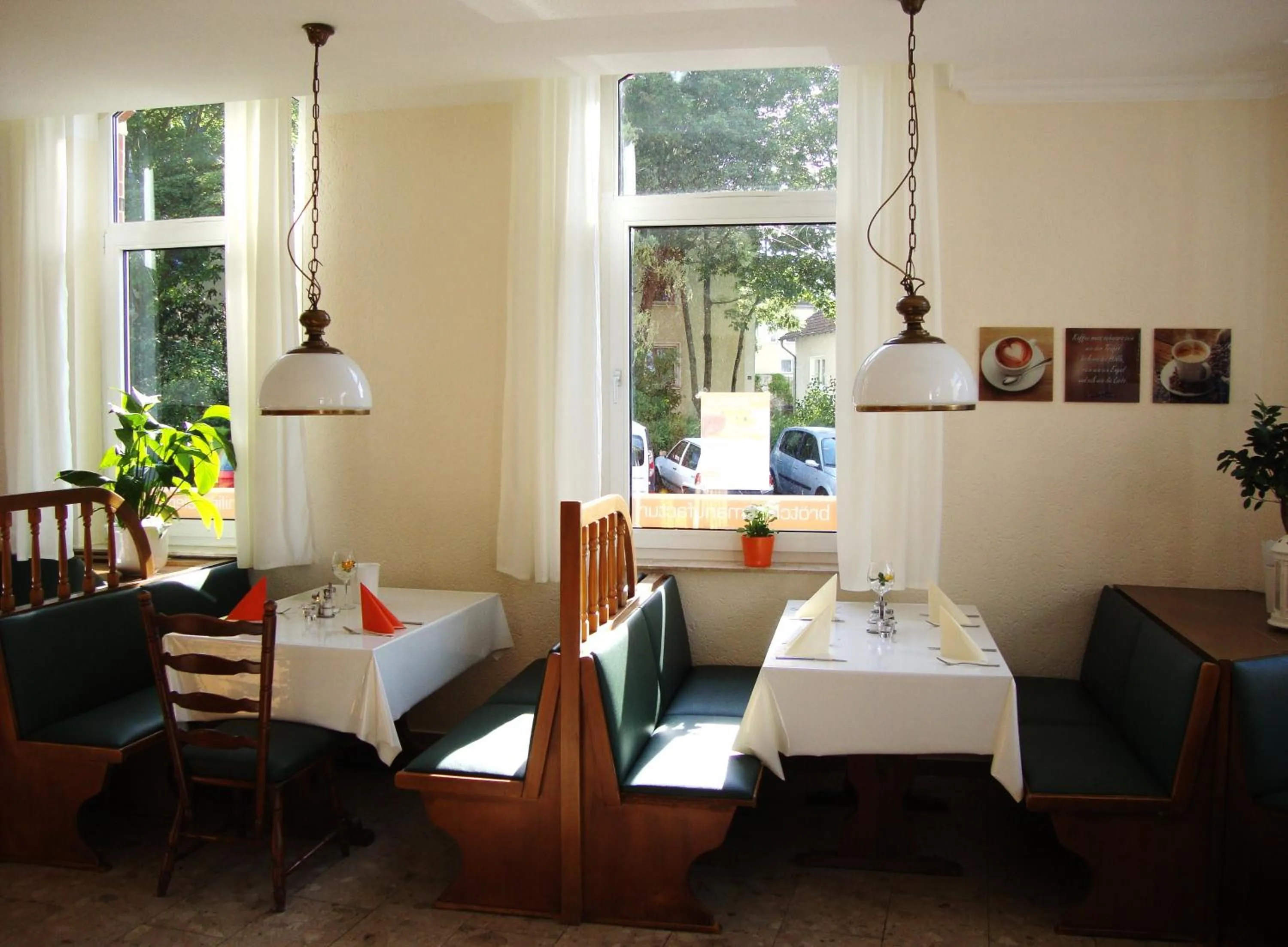 Lobby or reception in Apart Hotel Sarstedter Hof