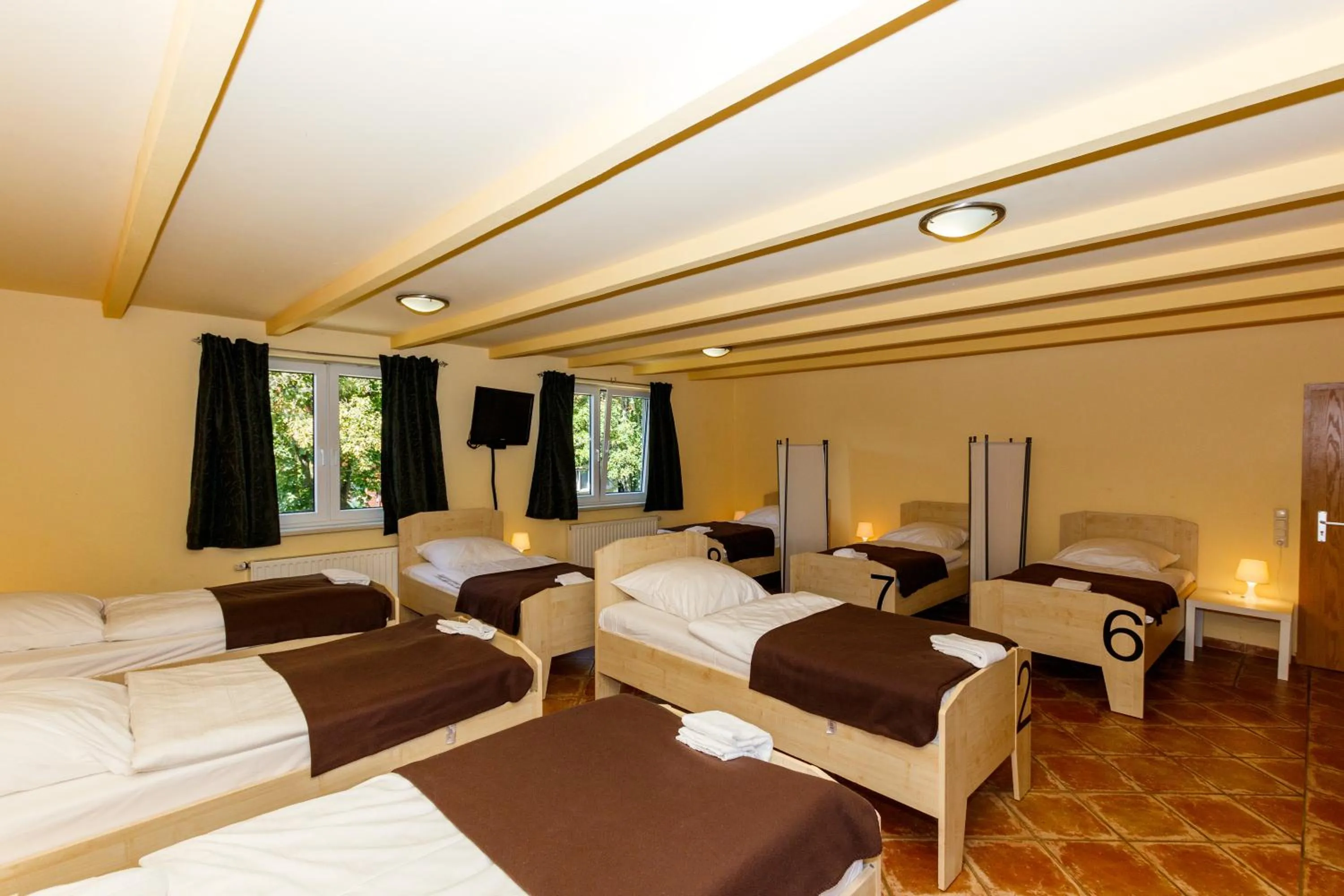 Photo of the whole room, Bed in Apart Hotel Sarstedter Hof
