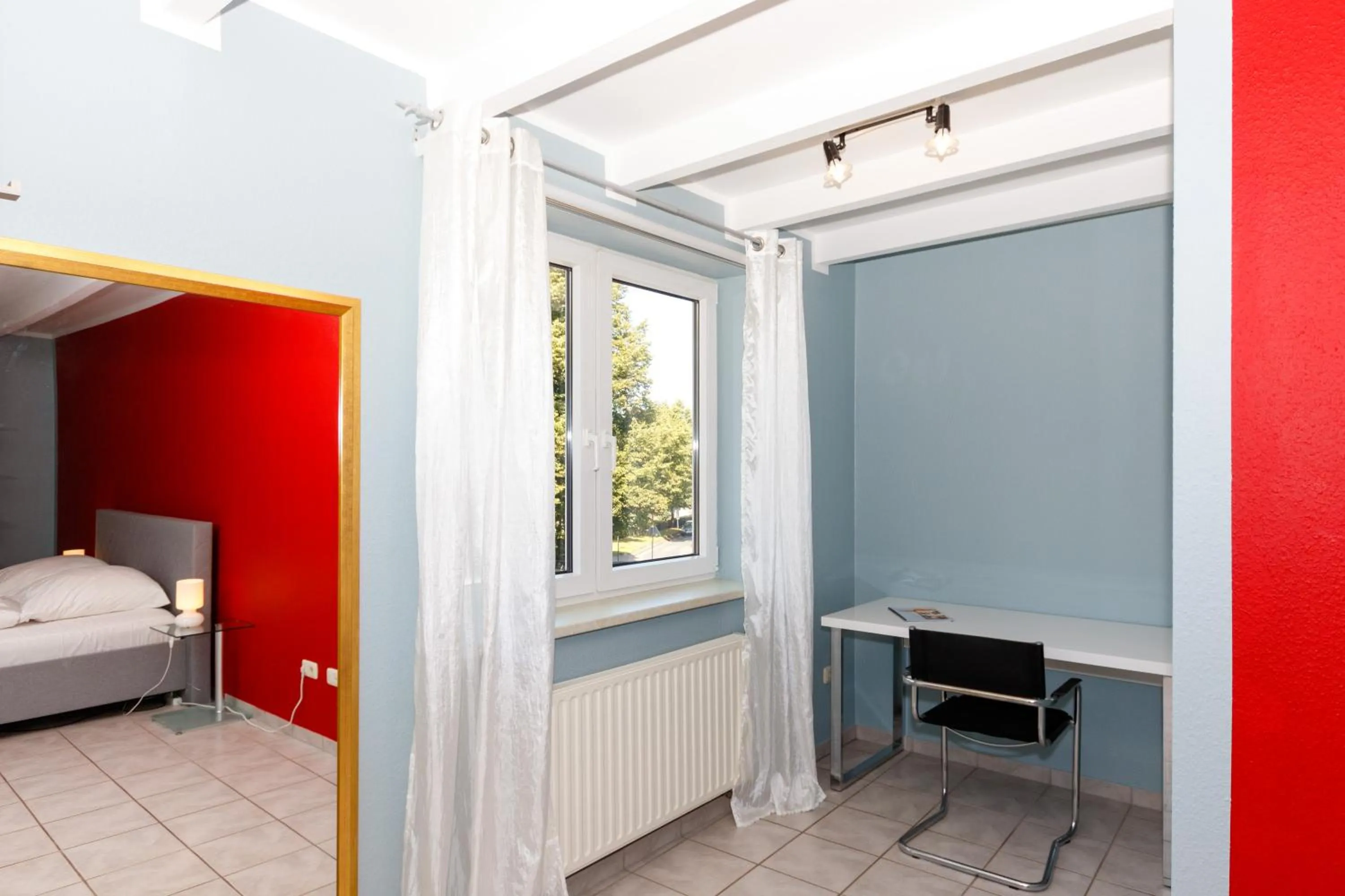 Decorative detail, Bed in Apart Hotel Sarstedter Hof