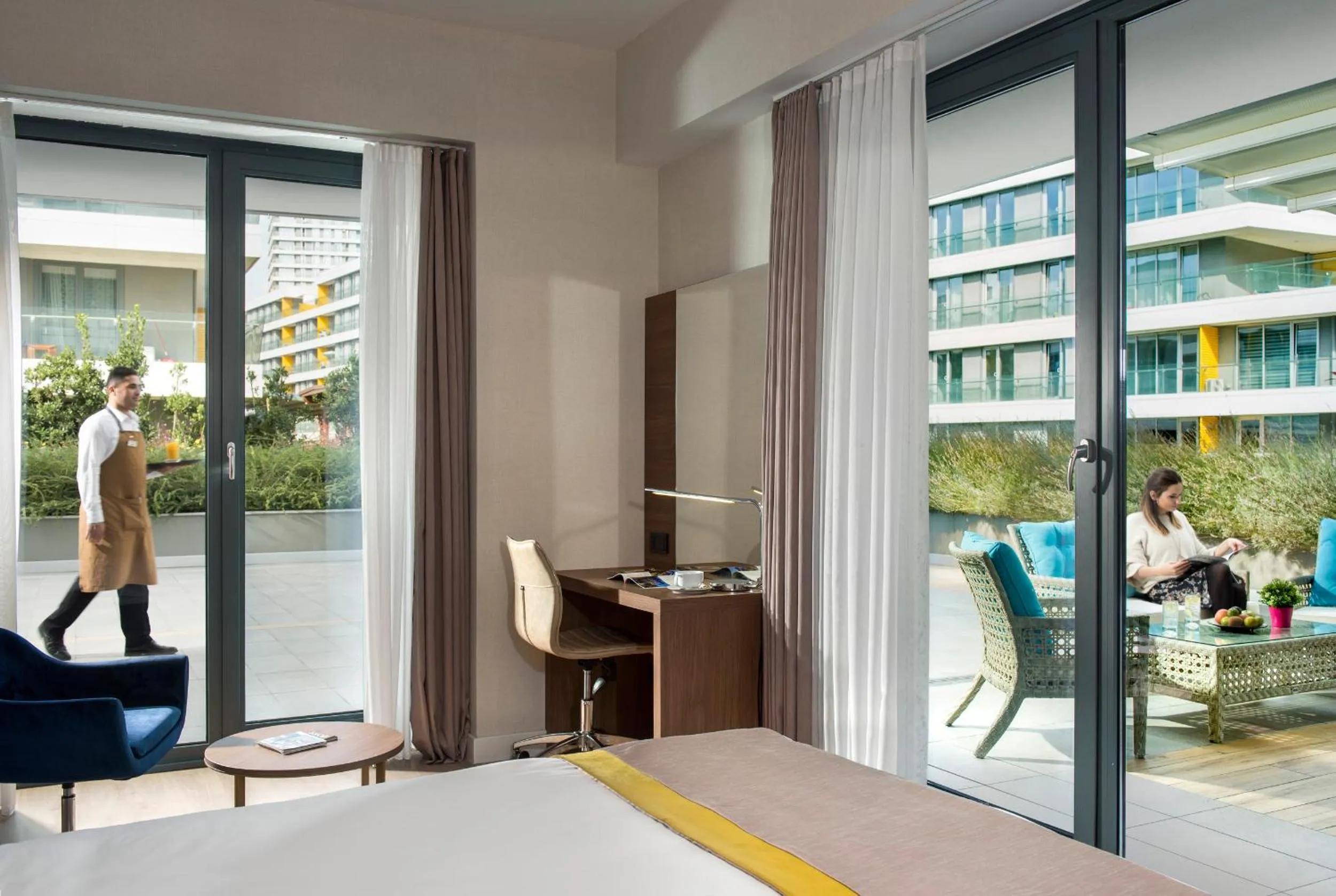 The Superior Living Batışehir