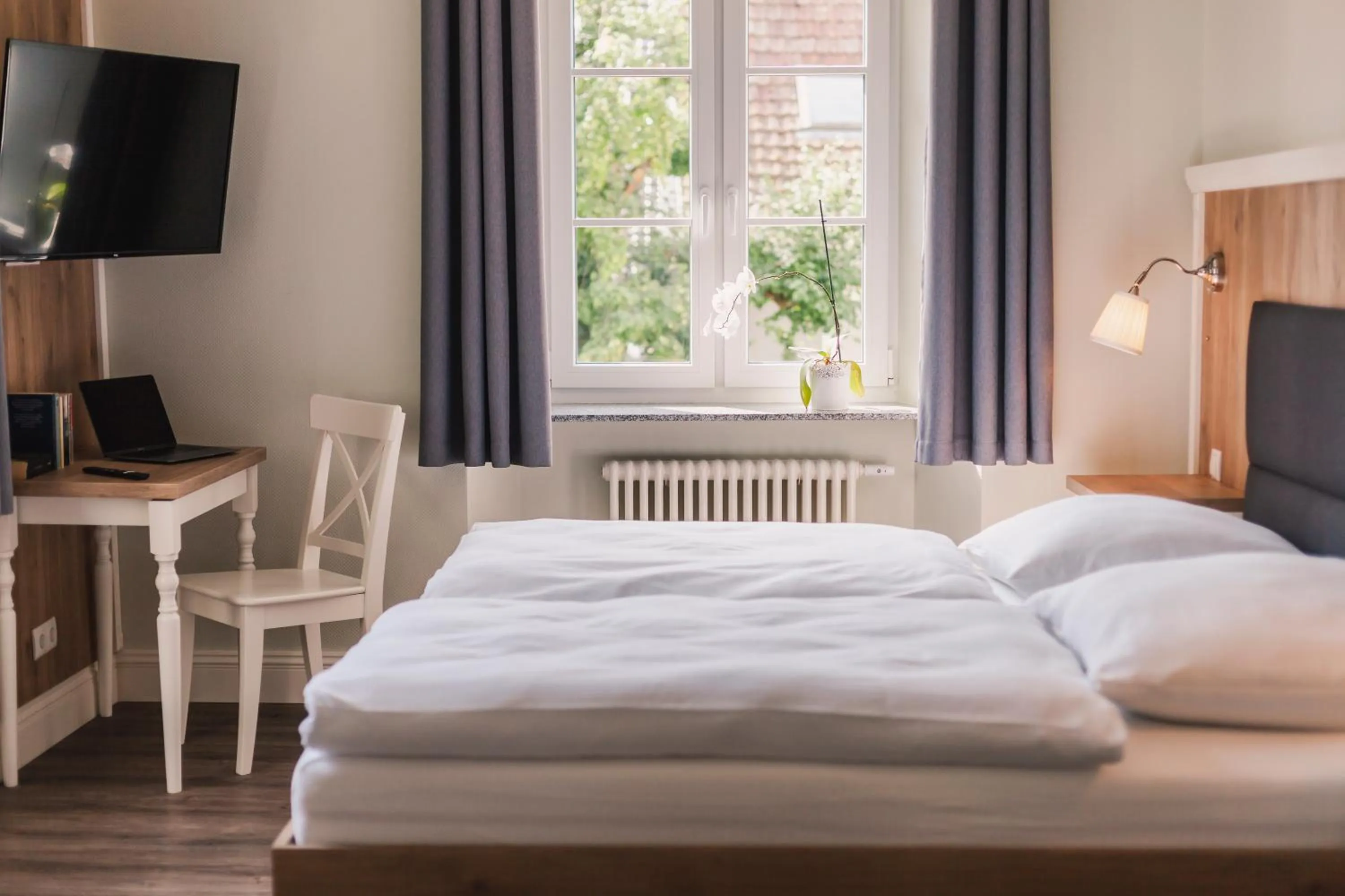 Bed in Die Sonne Nollingen