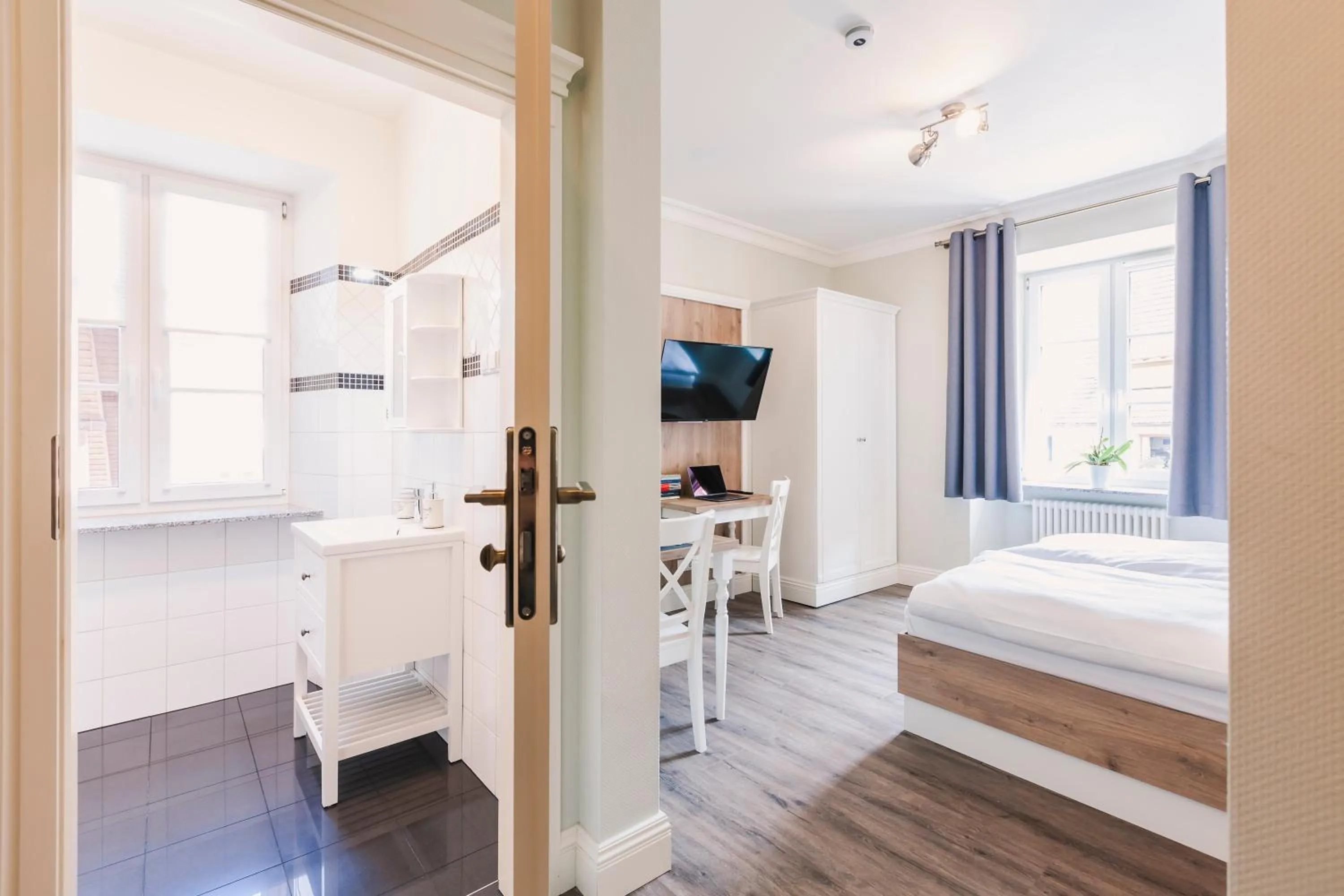 Bed in Die Sonne Nollingen