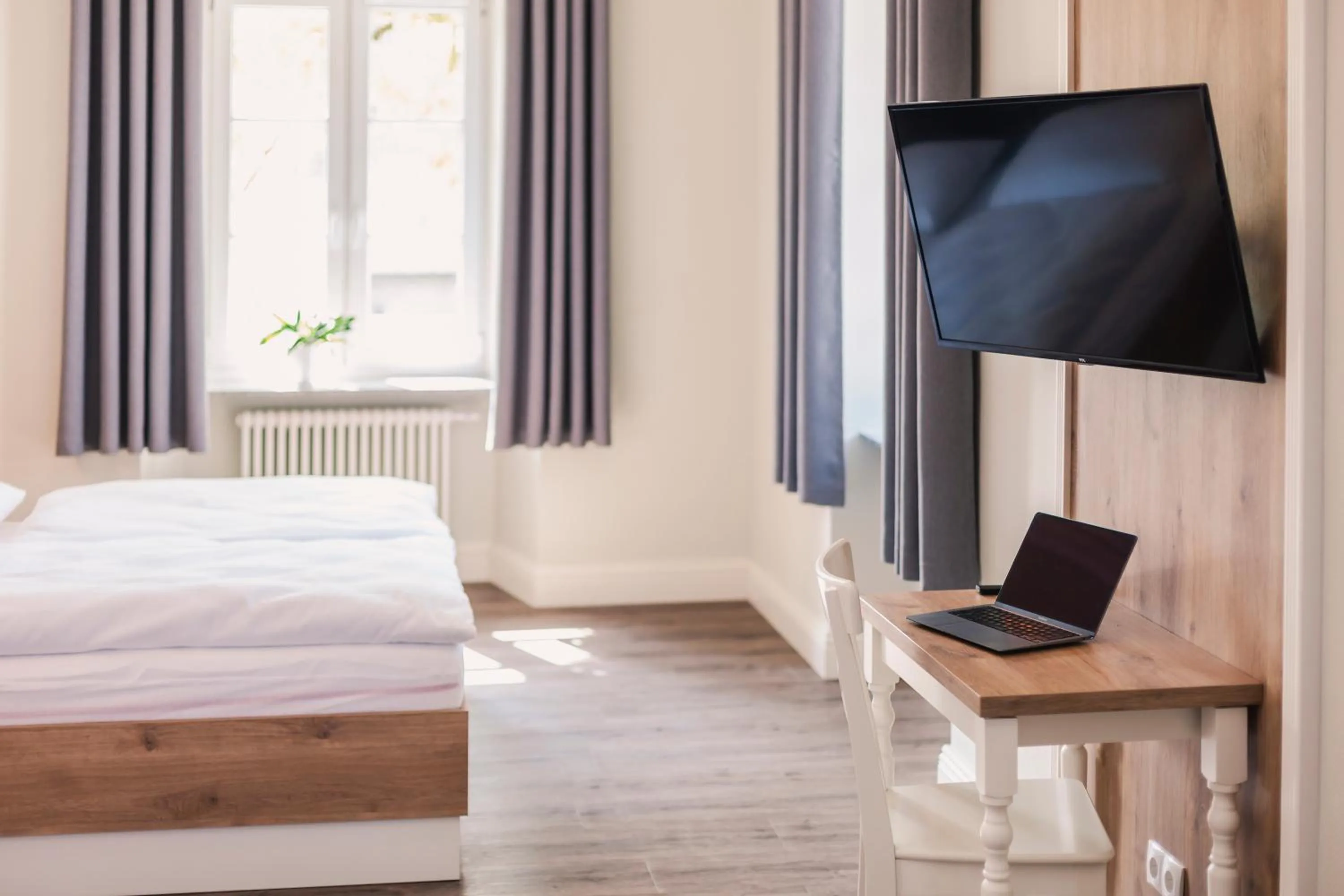 Bed in Die Sonne Nollingen