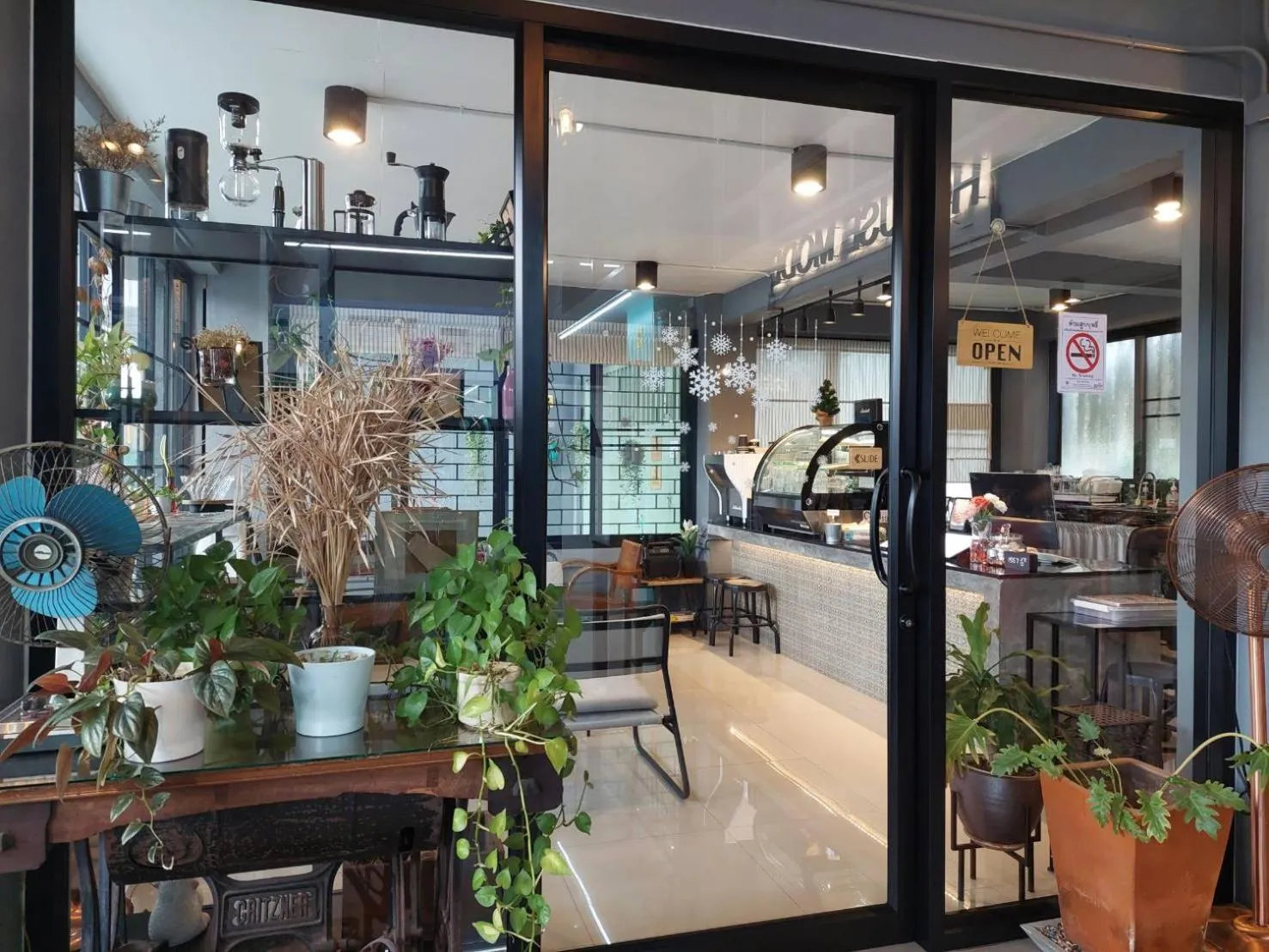 Property building in HOUSEMODE - BAANYAI @ Wongwian Yai