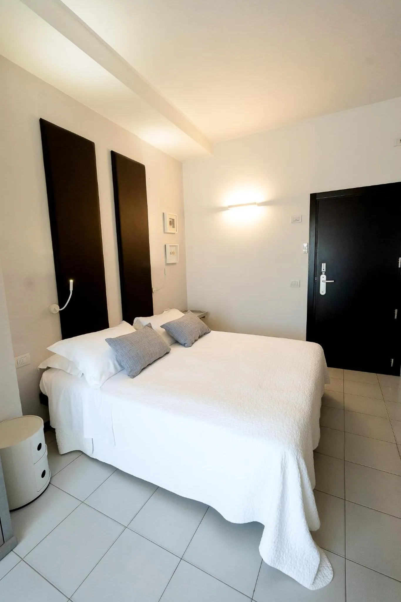 Bed in Hotel Tiffany & Resort