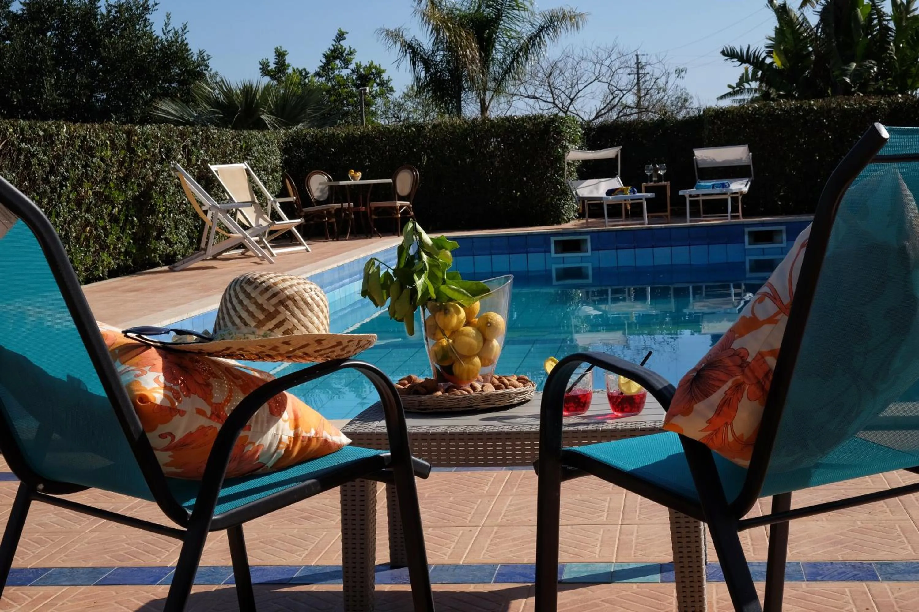 Swimming pool in B&B Il Mandorleto Avola
