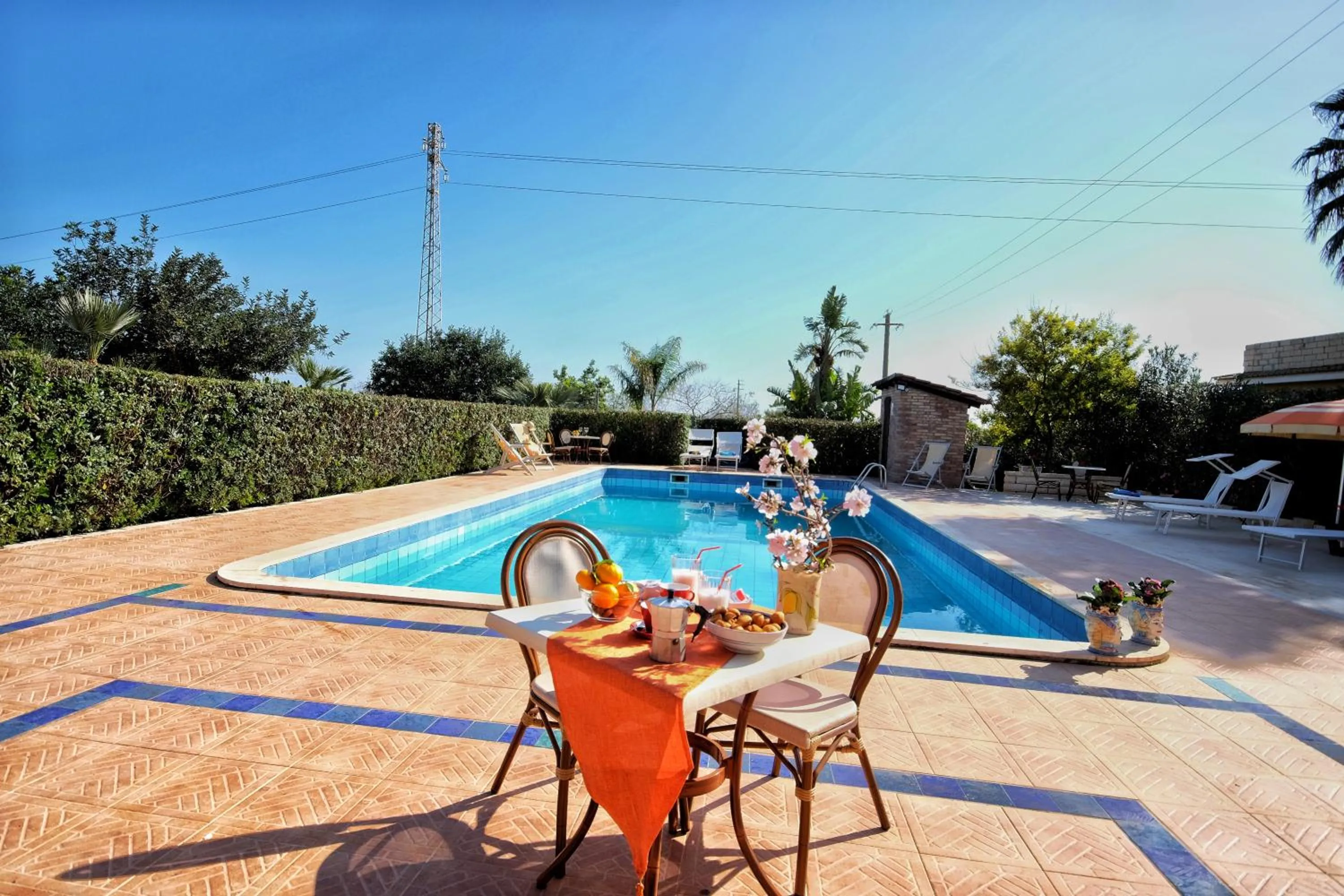 Swimming pool in B&B Il Mandorleto Avola