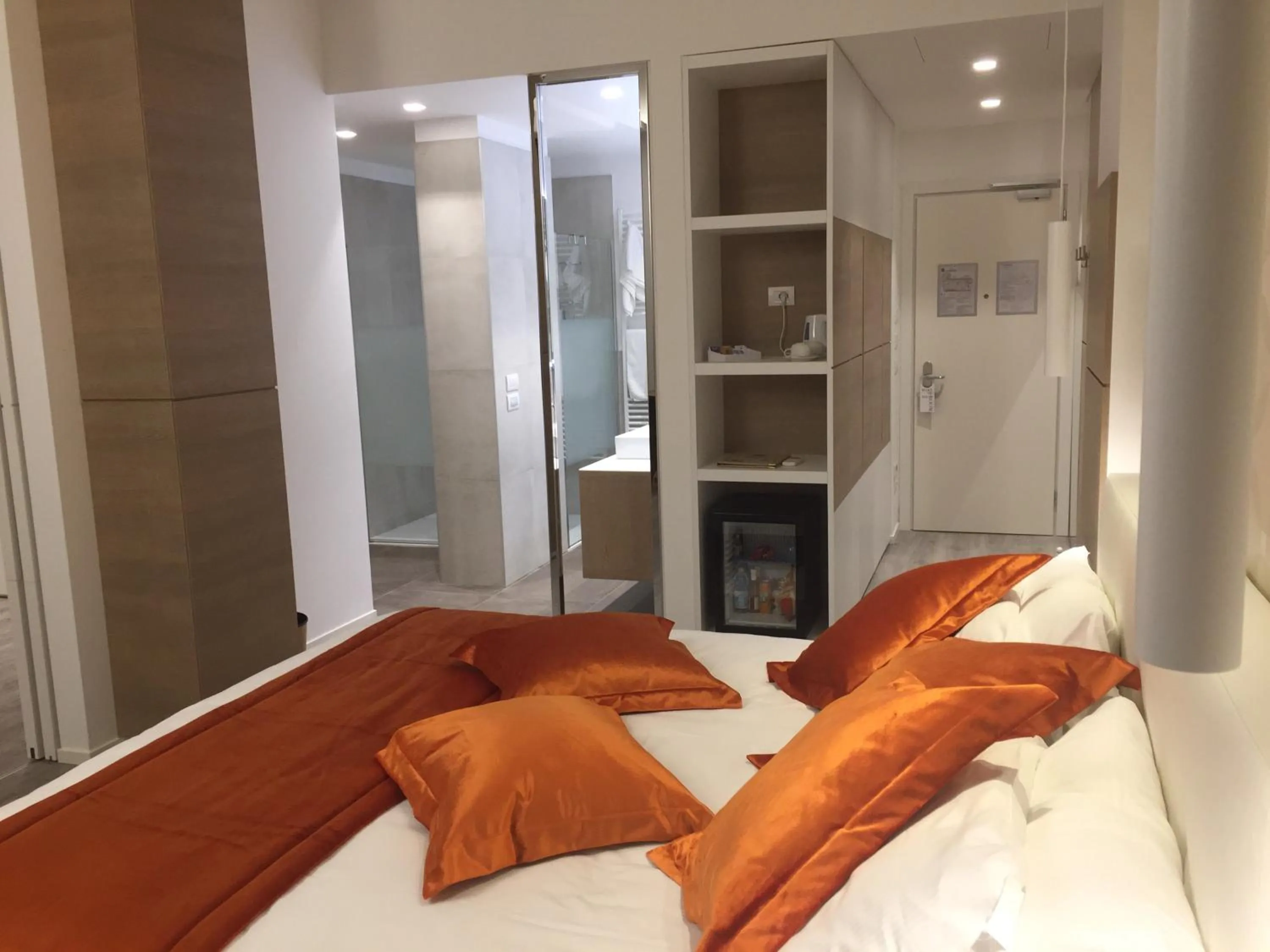 Decorative detail, Bed in Hotel Aurora