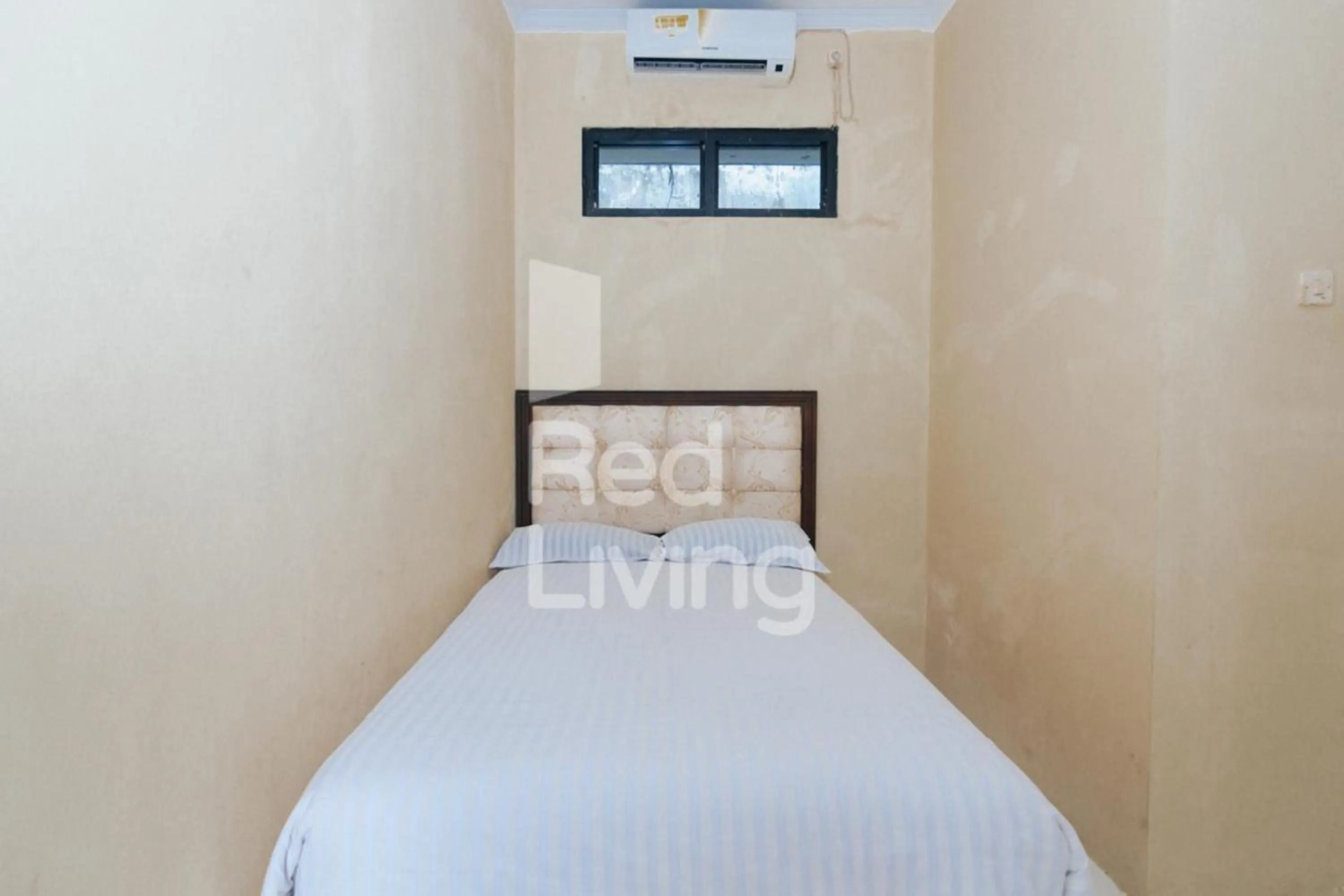 Bedroom, Bed in KORPRI Live House RedPartner