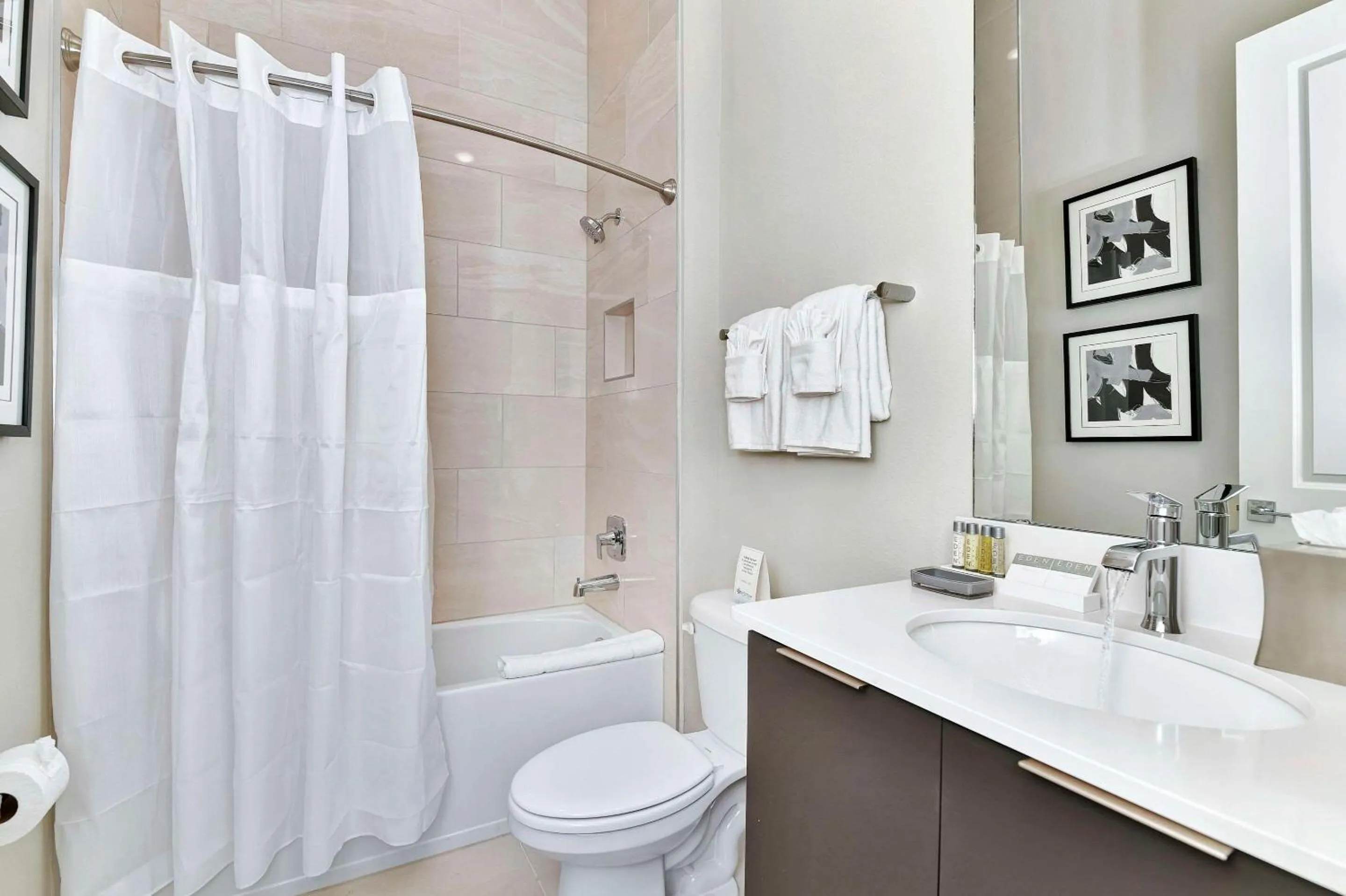 Bedroom in Spectrum Resort Villas Orlando and Waterparks