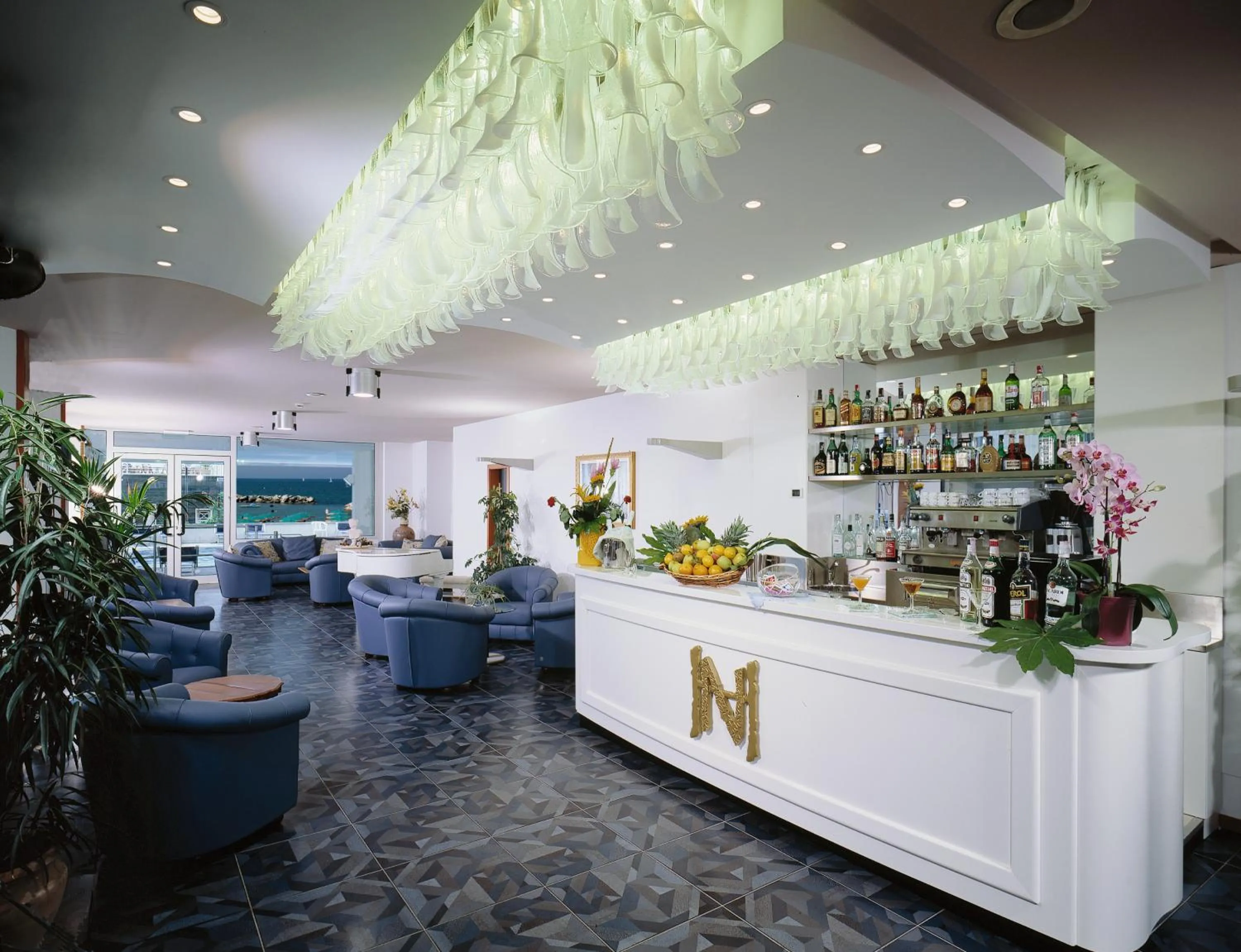 Lounge or bar in Hotel Negresco