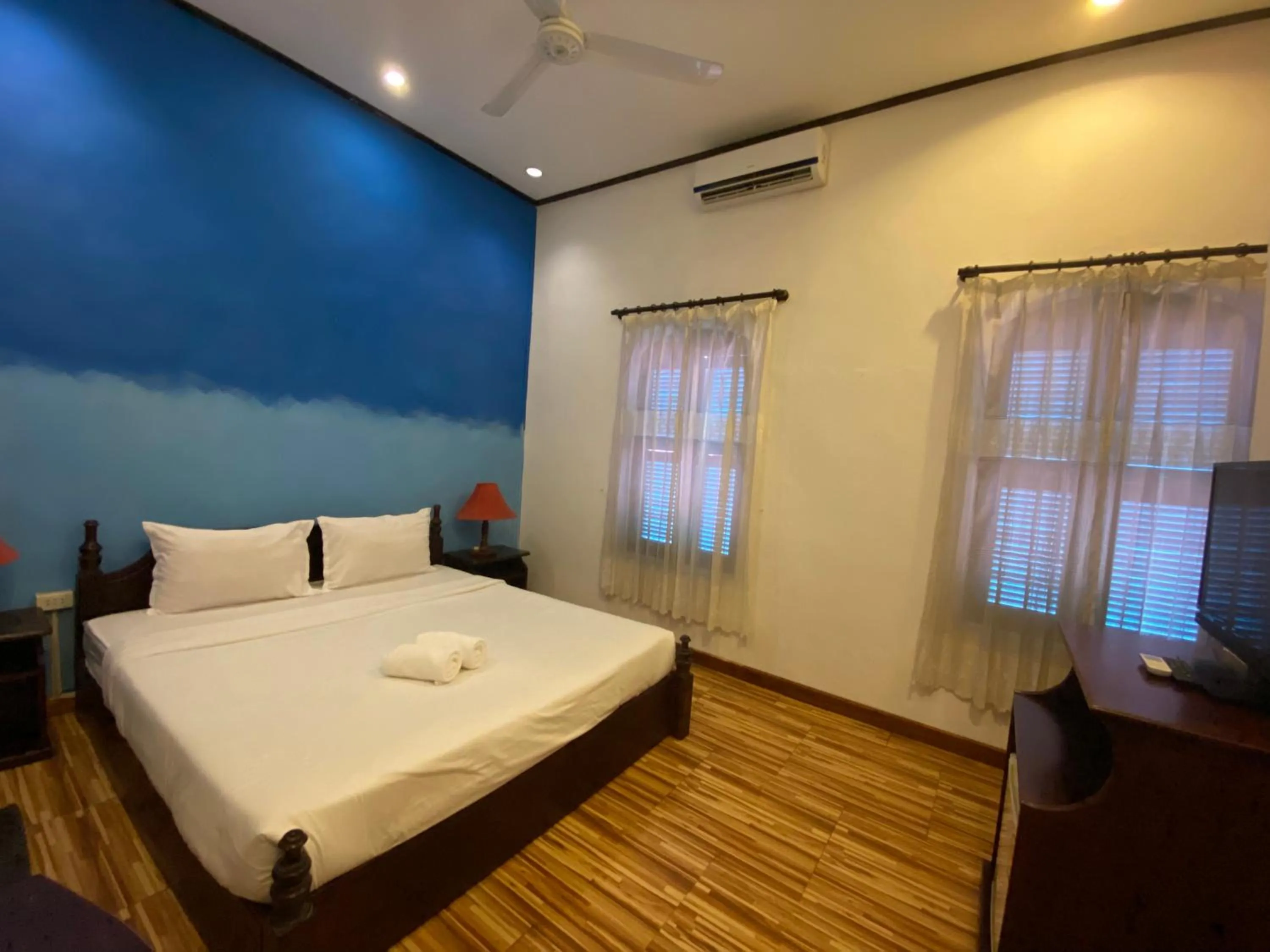 Bed in Ban Channuane