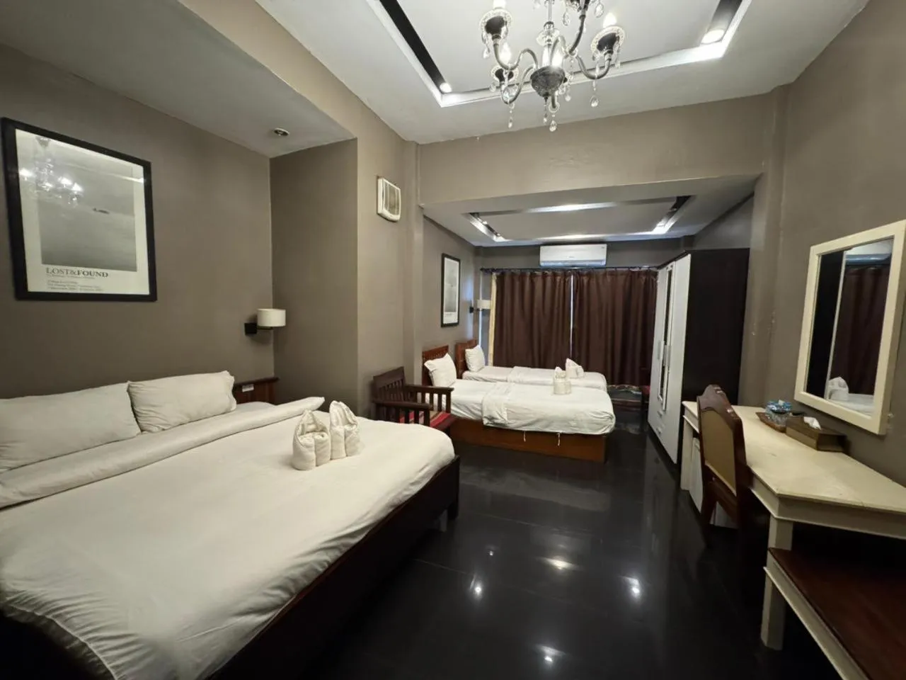 Bedroom, Bed in Ban Channuane