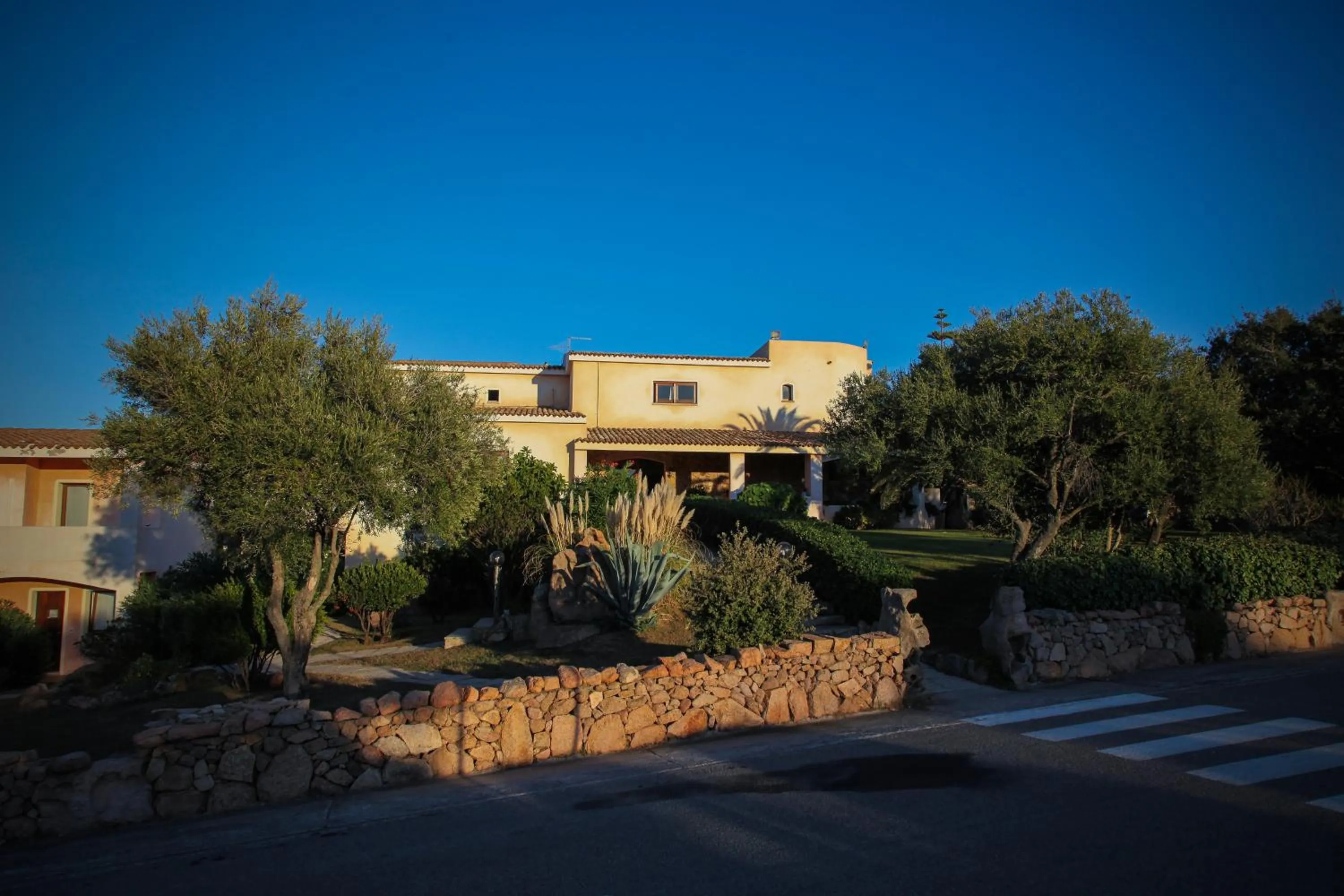 Property building in Hotel Micalosu