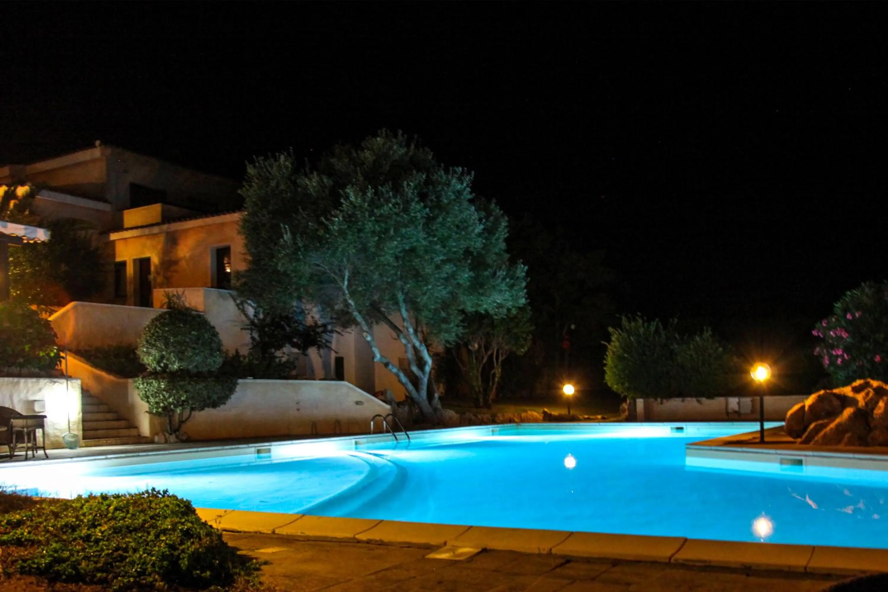 Night in Hotel Micalosu