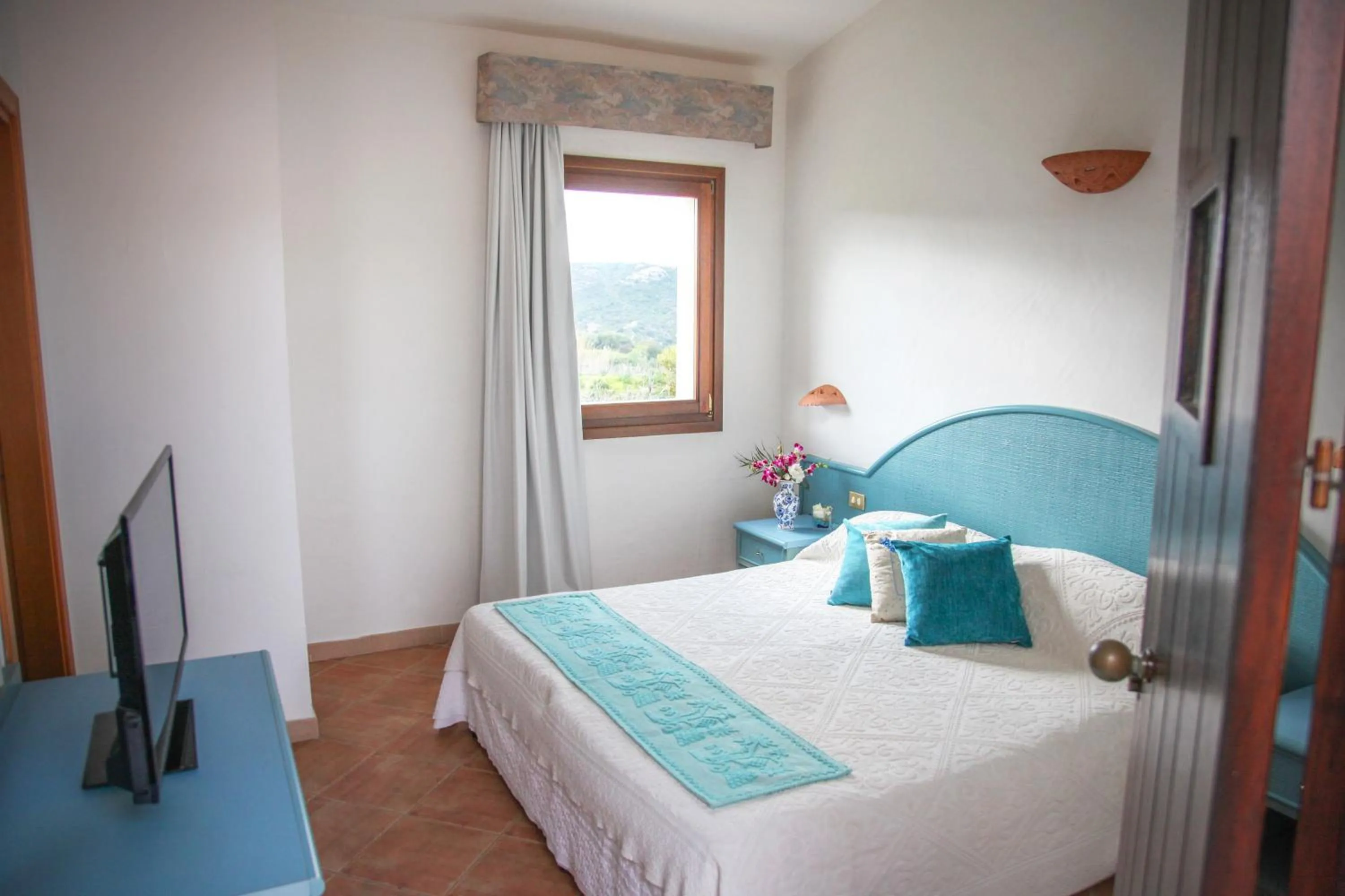 TV and multimedia in Hotel Micalosu