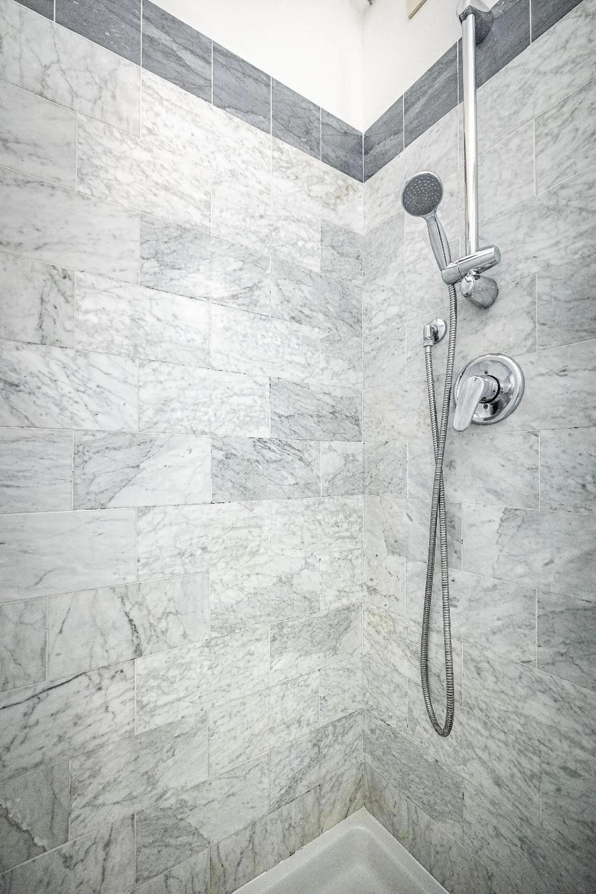 Shower in Bellevue House Affittacamere