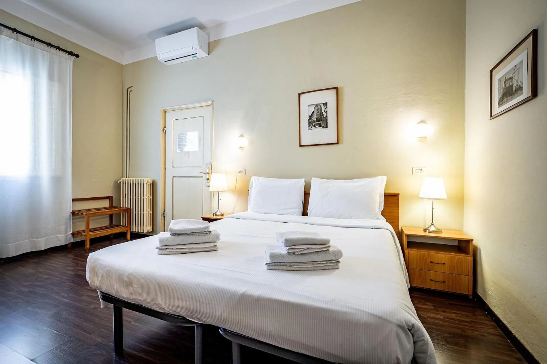 Bedroom, Bed in Bellevue House Affittacamere