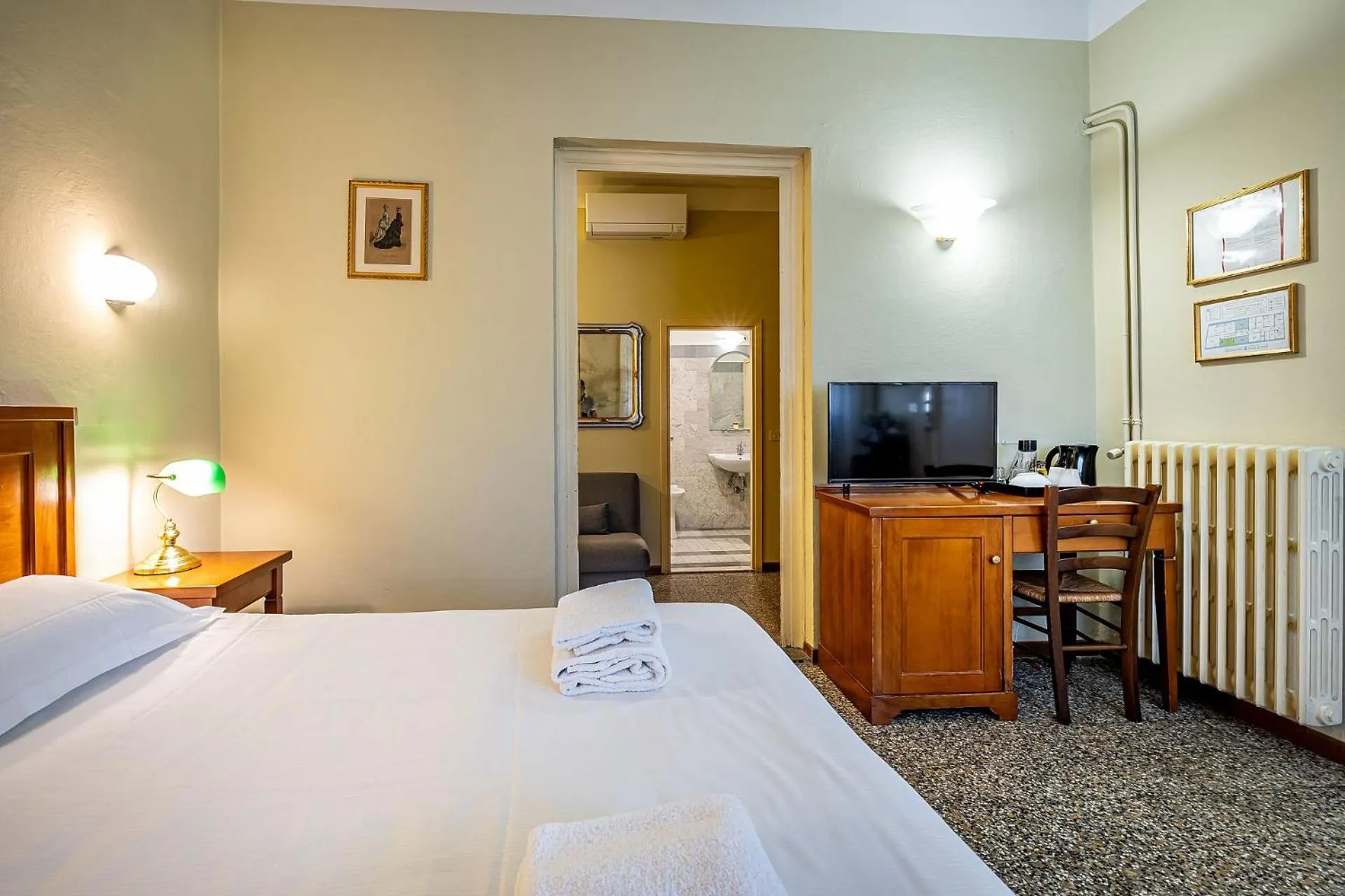 Bed in Bellevue House Affittacamere