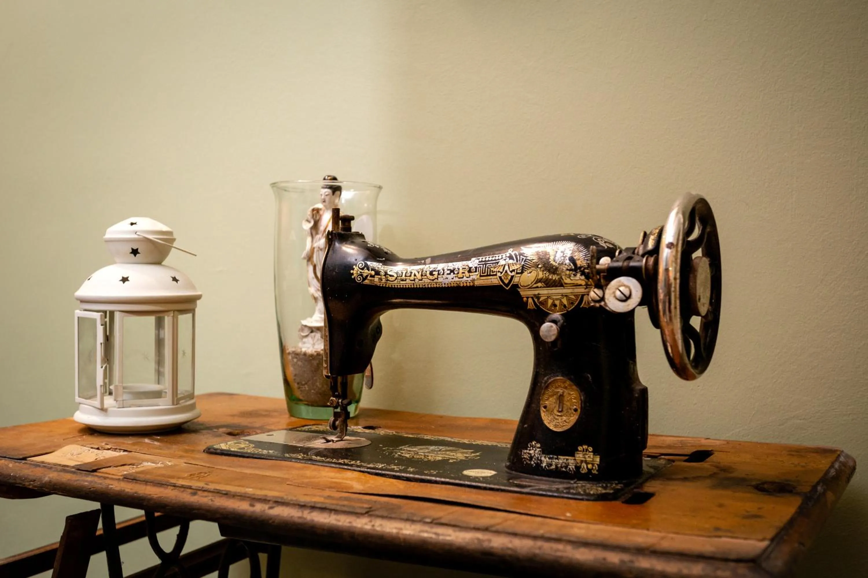 Decorative detail in Kais do Sol