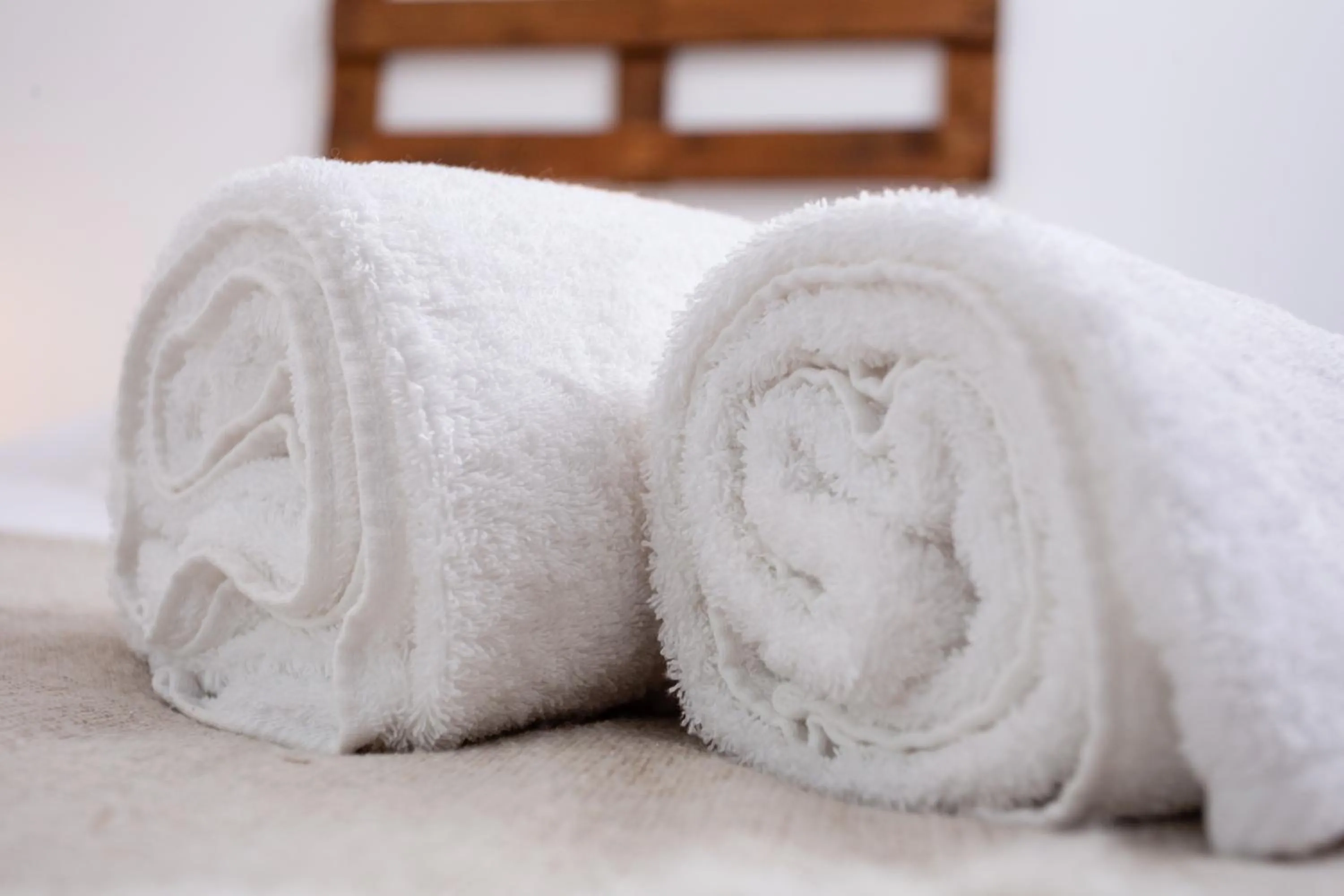 towels, Bed in Kais do Sol