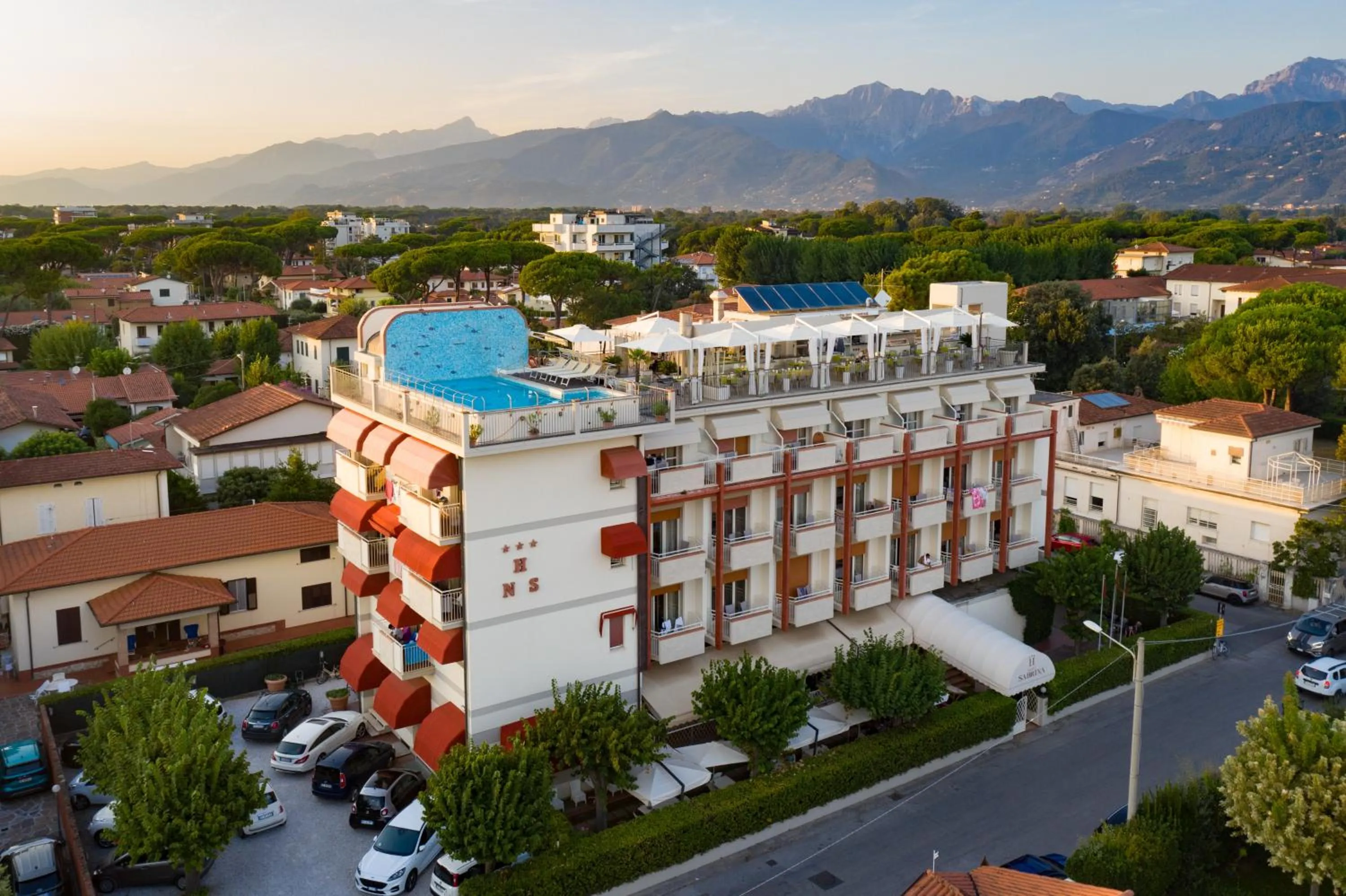 Property building in Hotel Nuova Sabrina