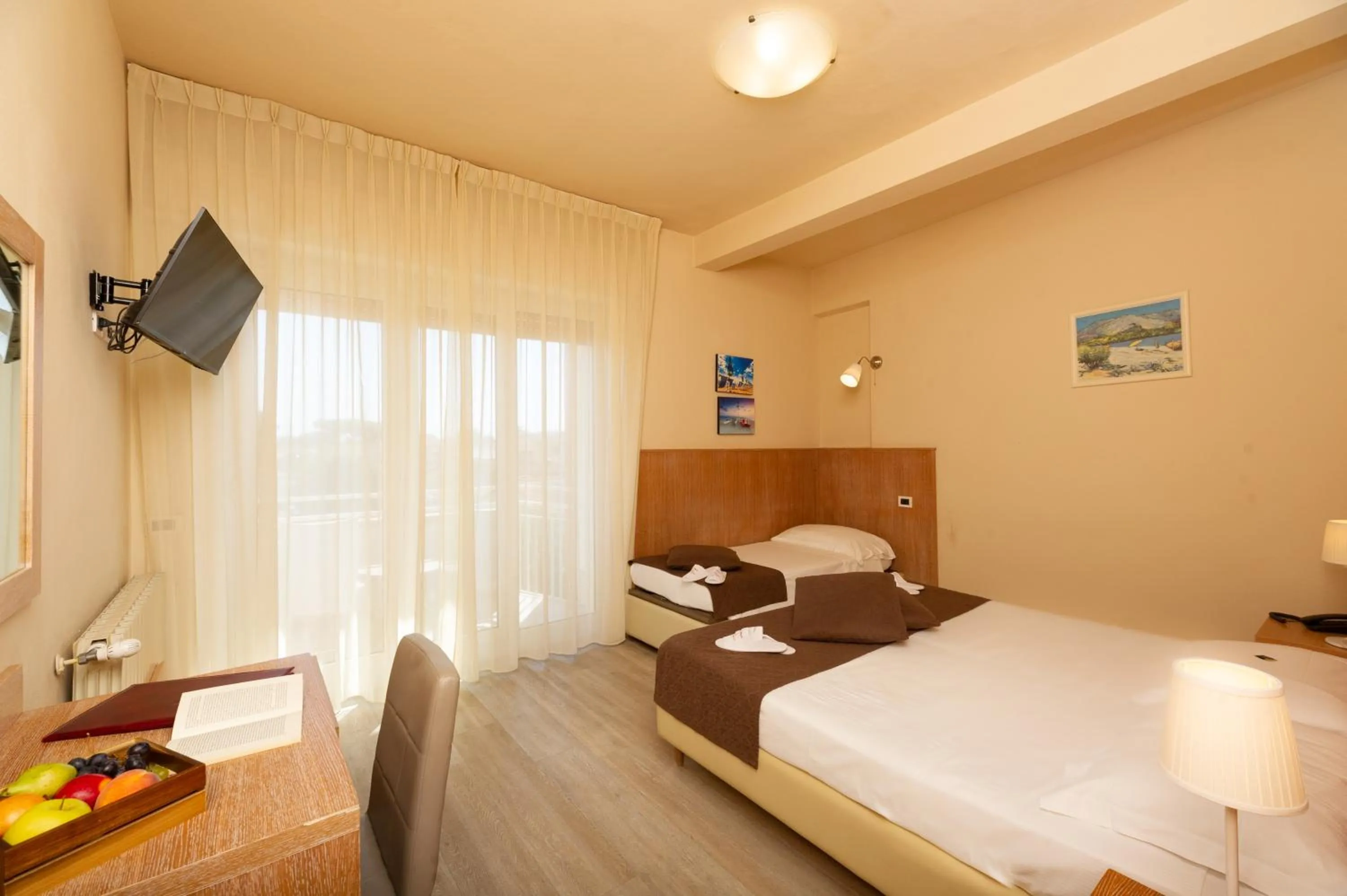 Photo of the whole room, Bed in Hotel Nuova Sabrina