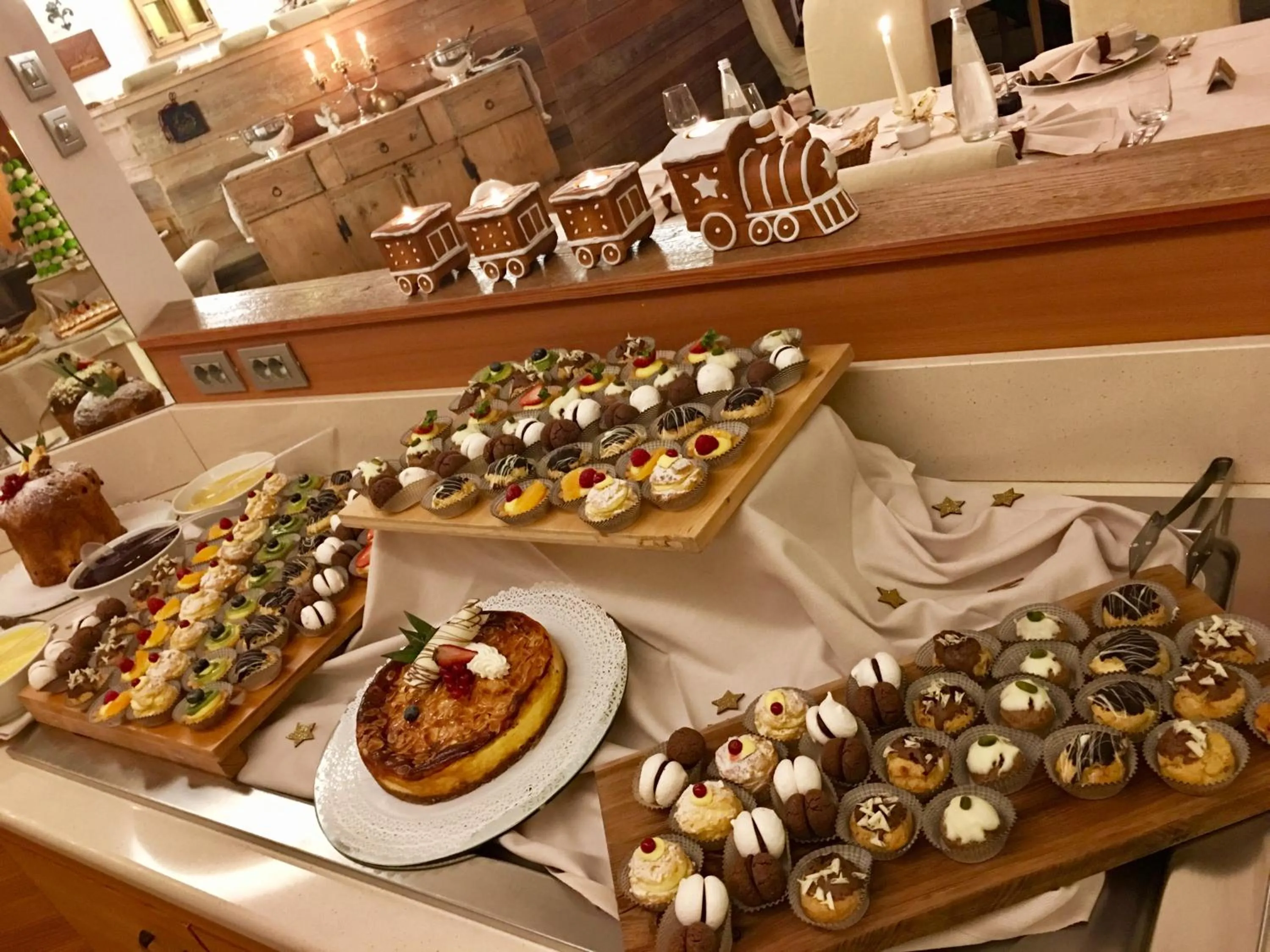 Restaurant/places to eat in Parkhotel Ladinia