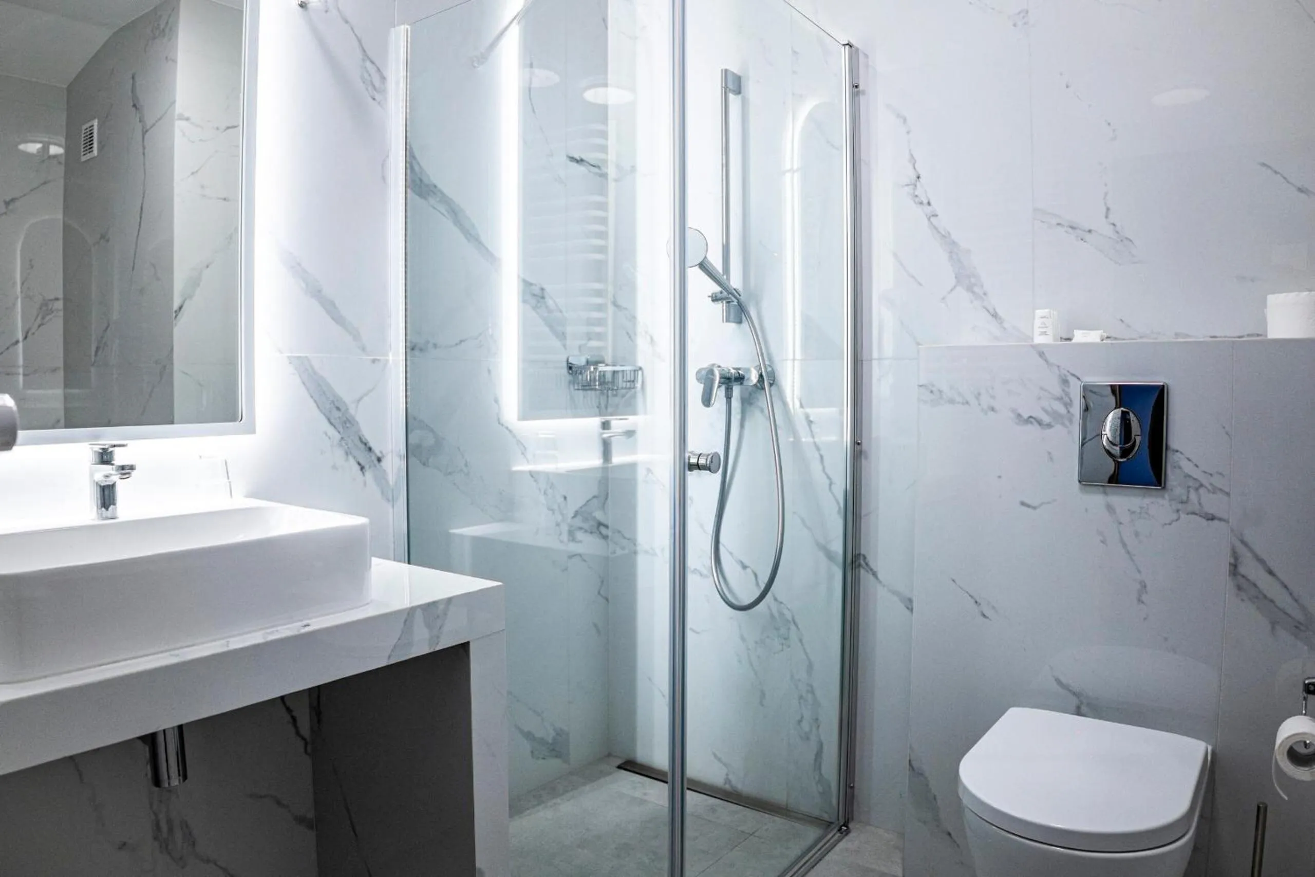 Shower in Villa Pascal