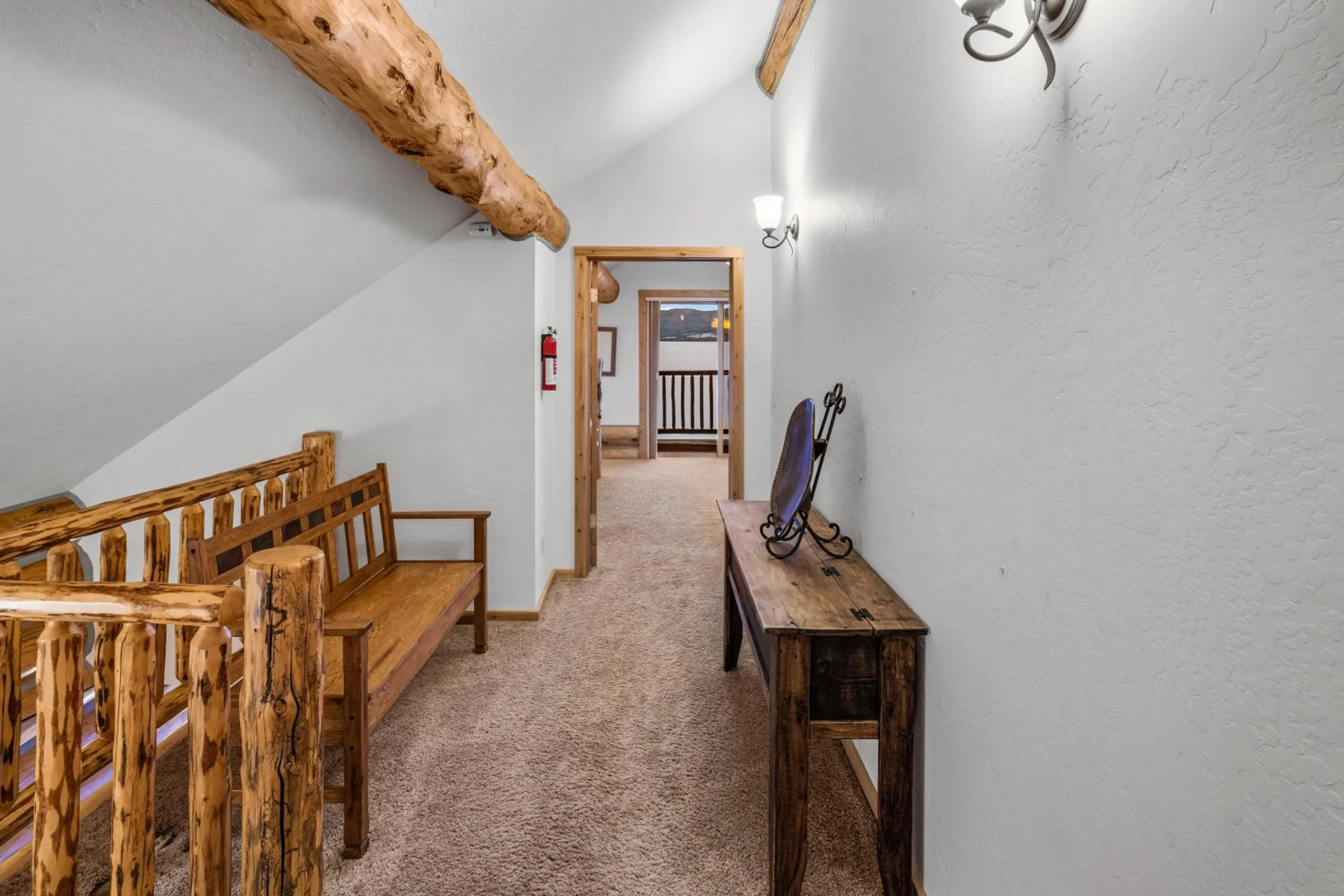 hair dresser in King's Cabin