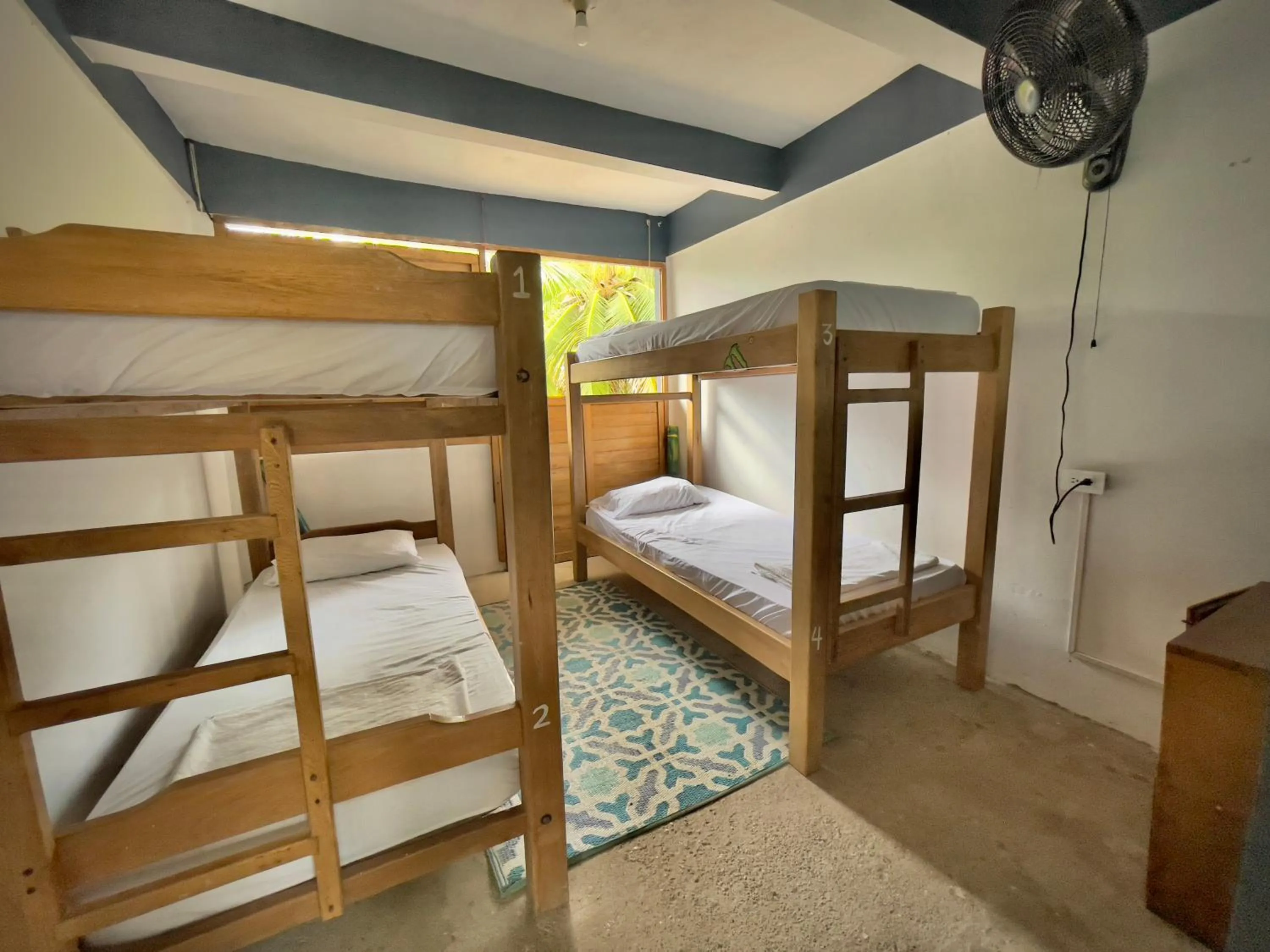 Photo of the whole room, Bed in La Playita Isla Fuerte