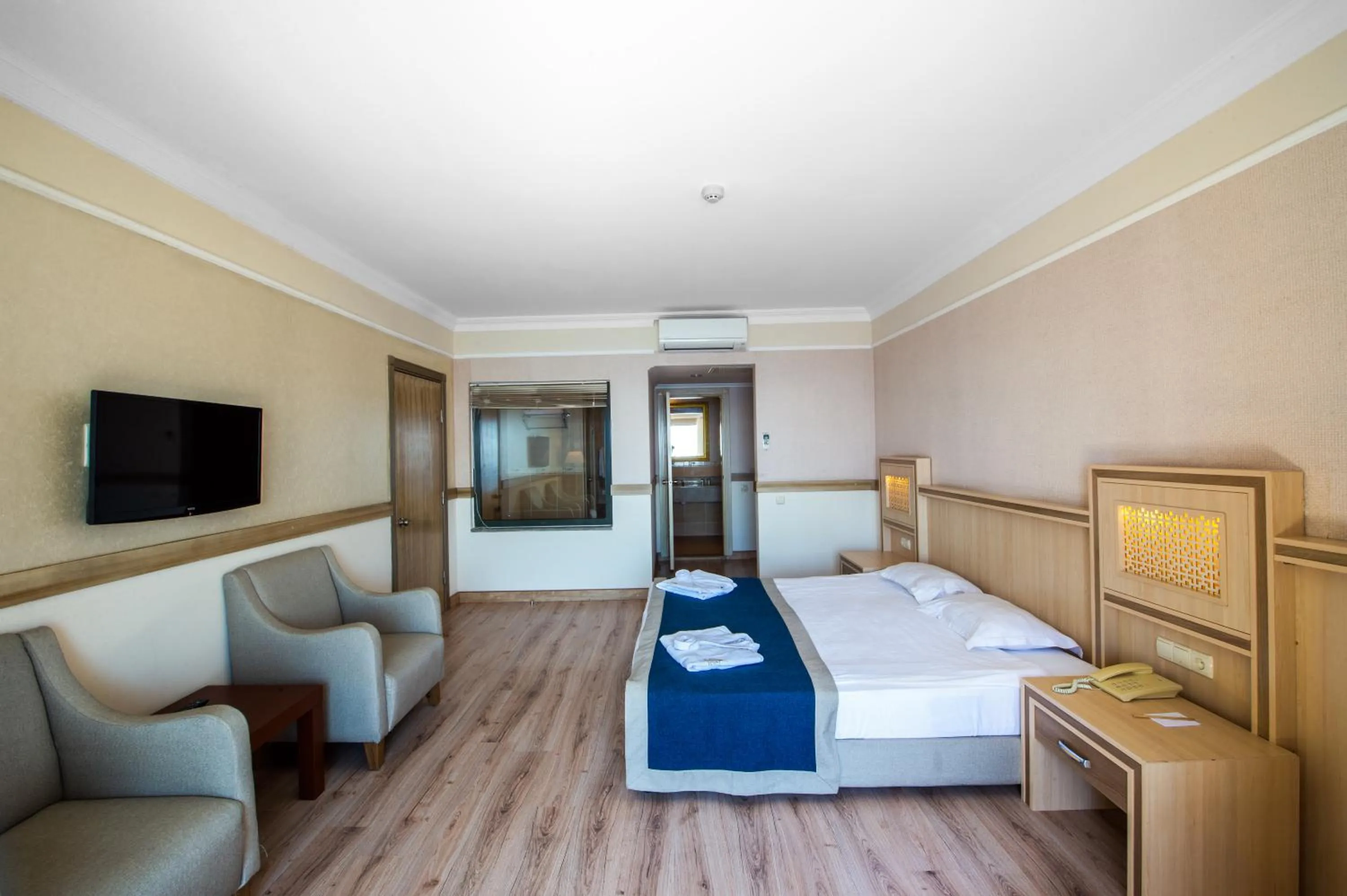 Property building, Bed in Utopia World