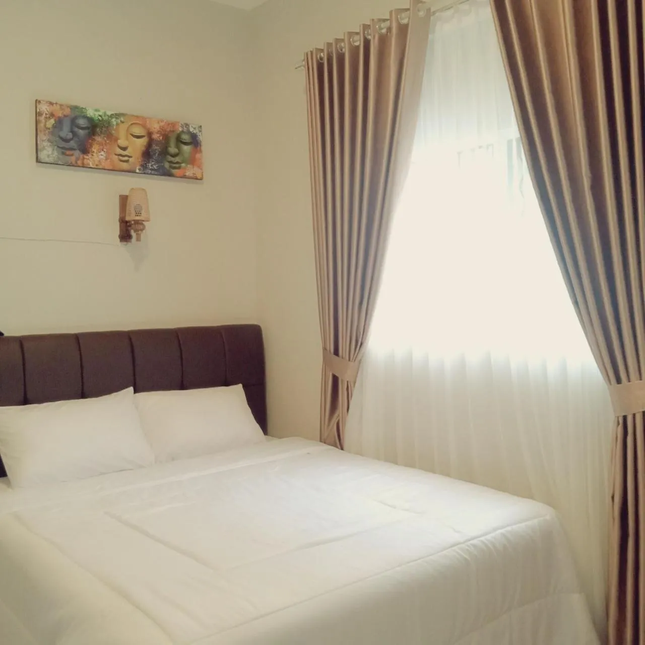 Bed in The Bloomy House