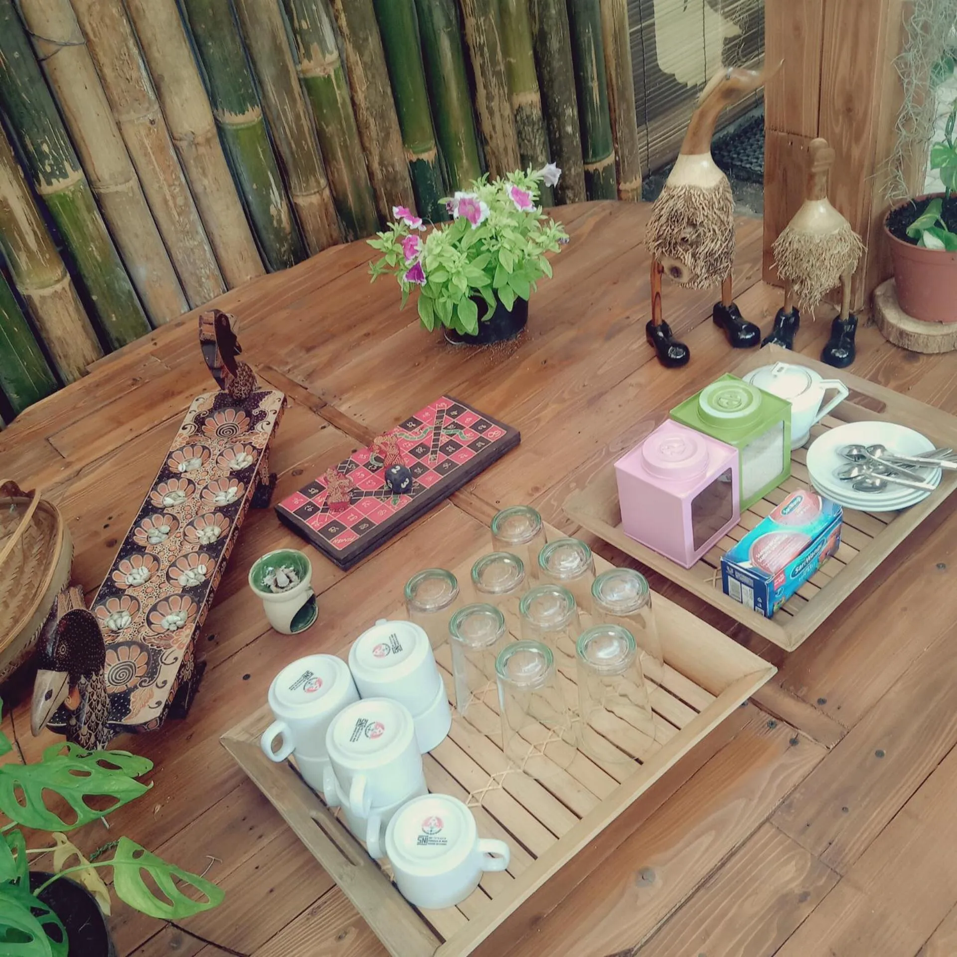 Food and drinks in The Bloomy House