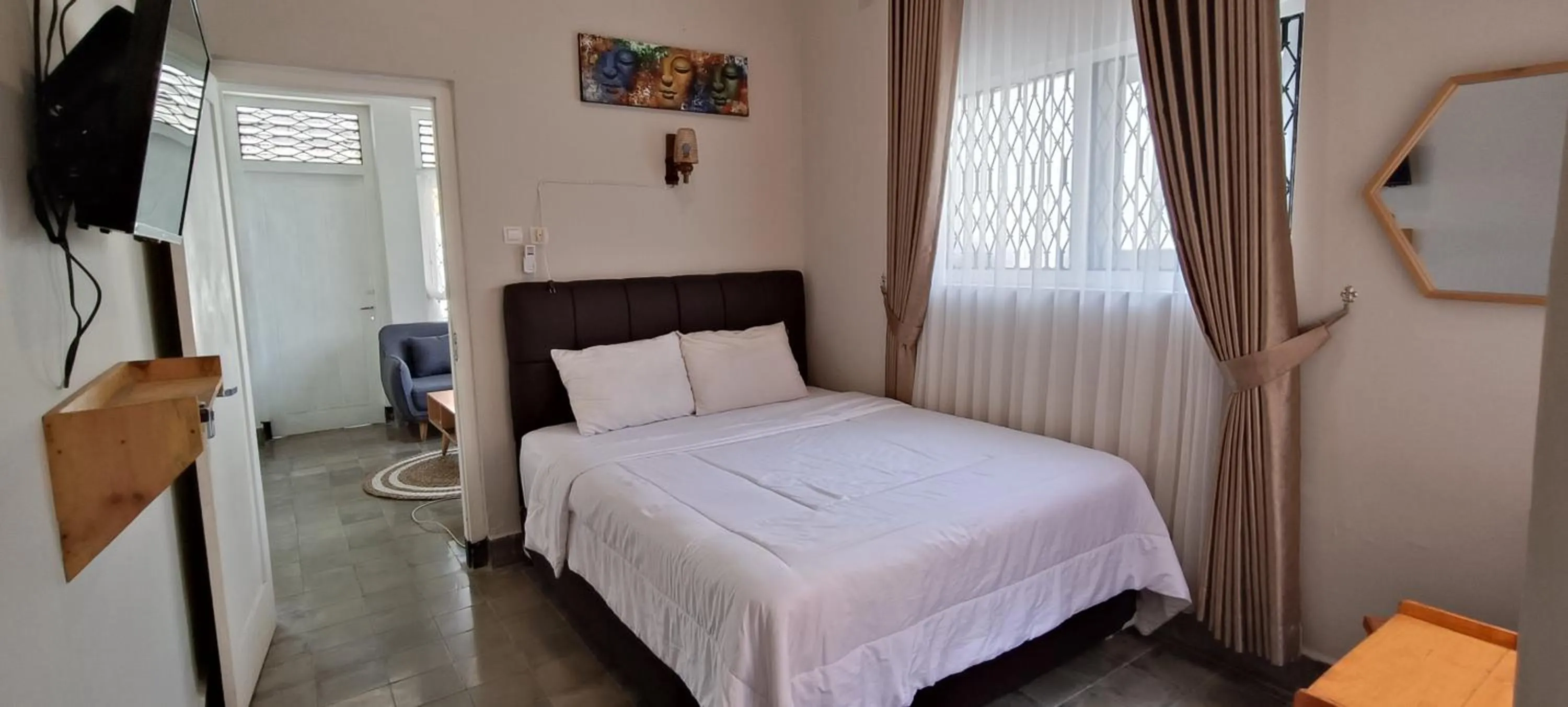 Bedroom, Bed in The Bloomy House