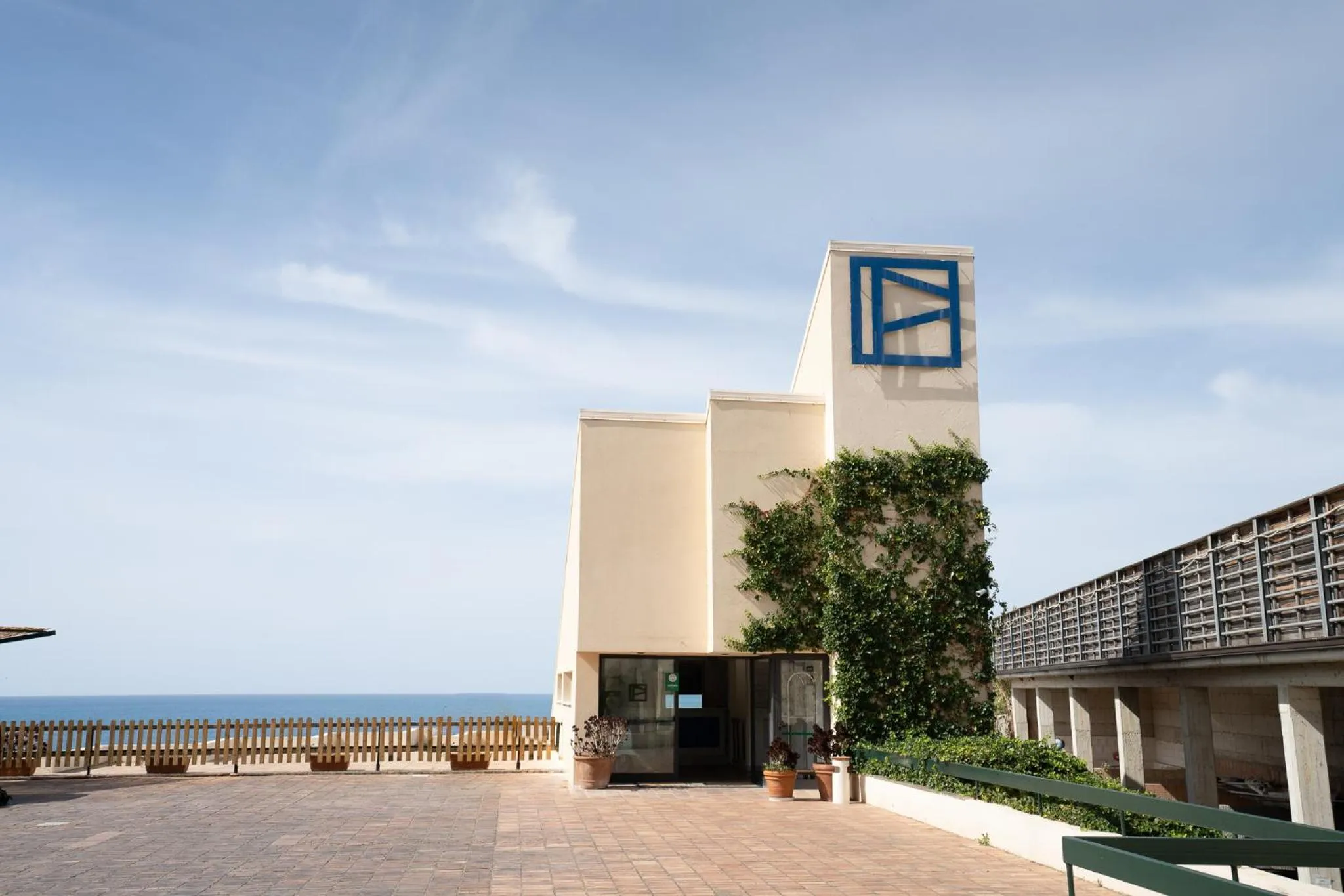 Facade/entrance in Grand Hotel San Pietro