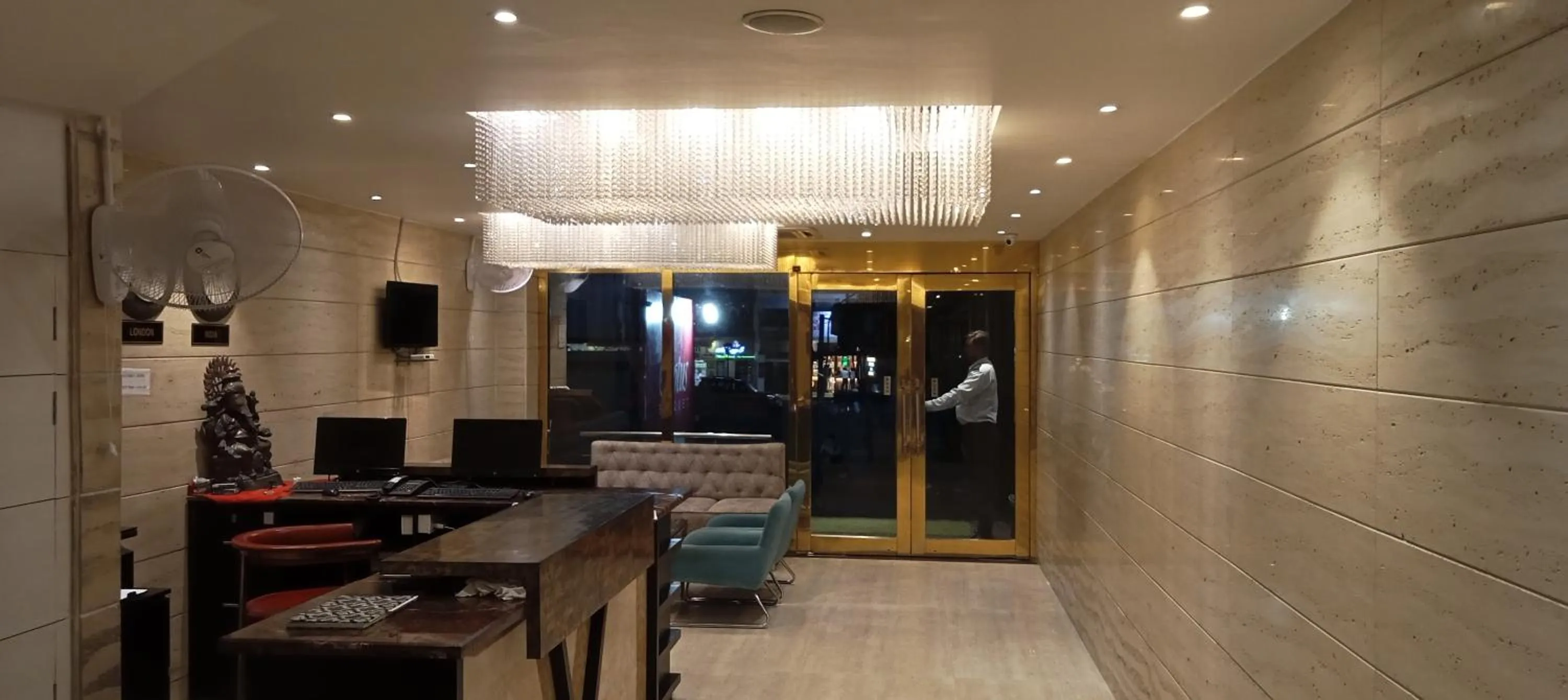 Lobby or reception in Dazzling