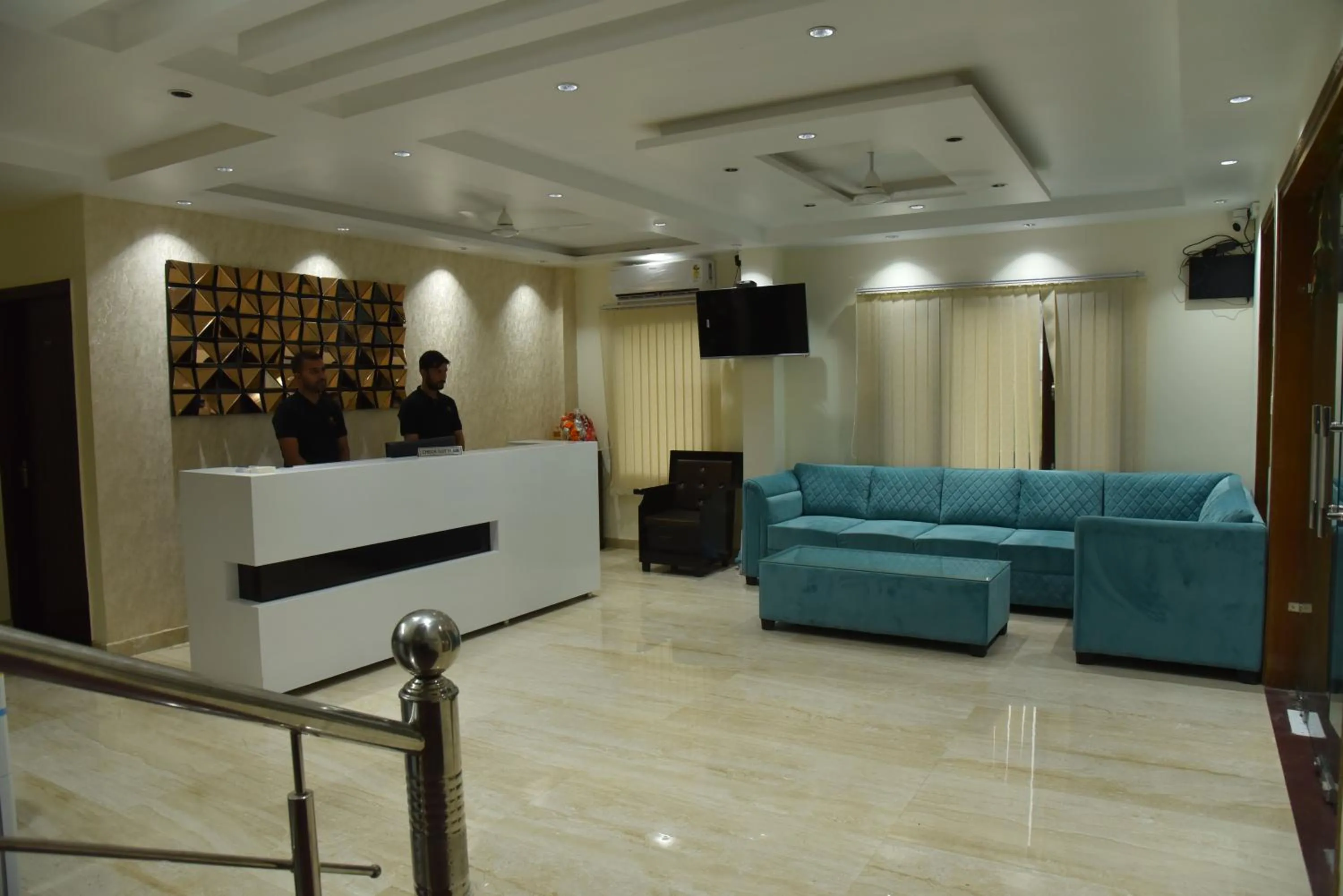 Lobby or reception in The Divine Oak Golden Leaf