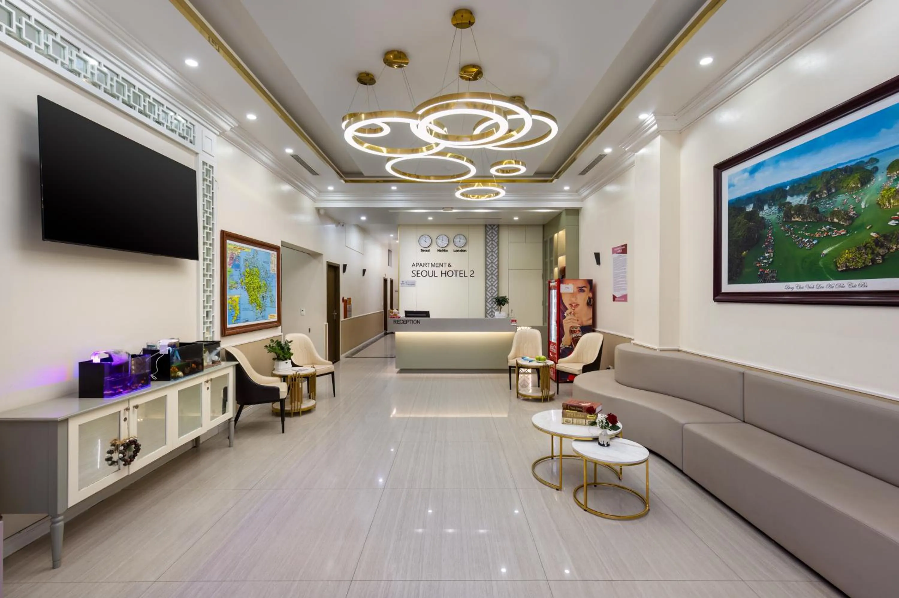 Communal lounge/ TV room in Cat Ba Seoul 2 Hotel & Apartment