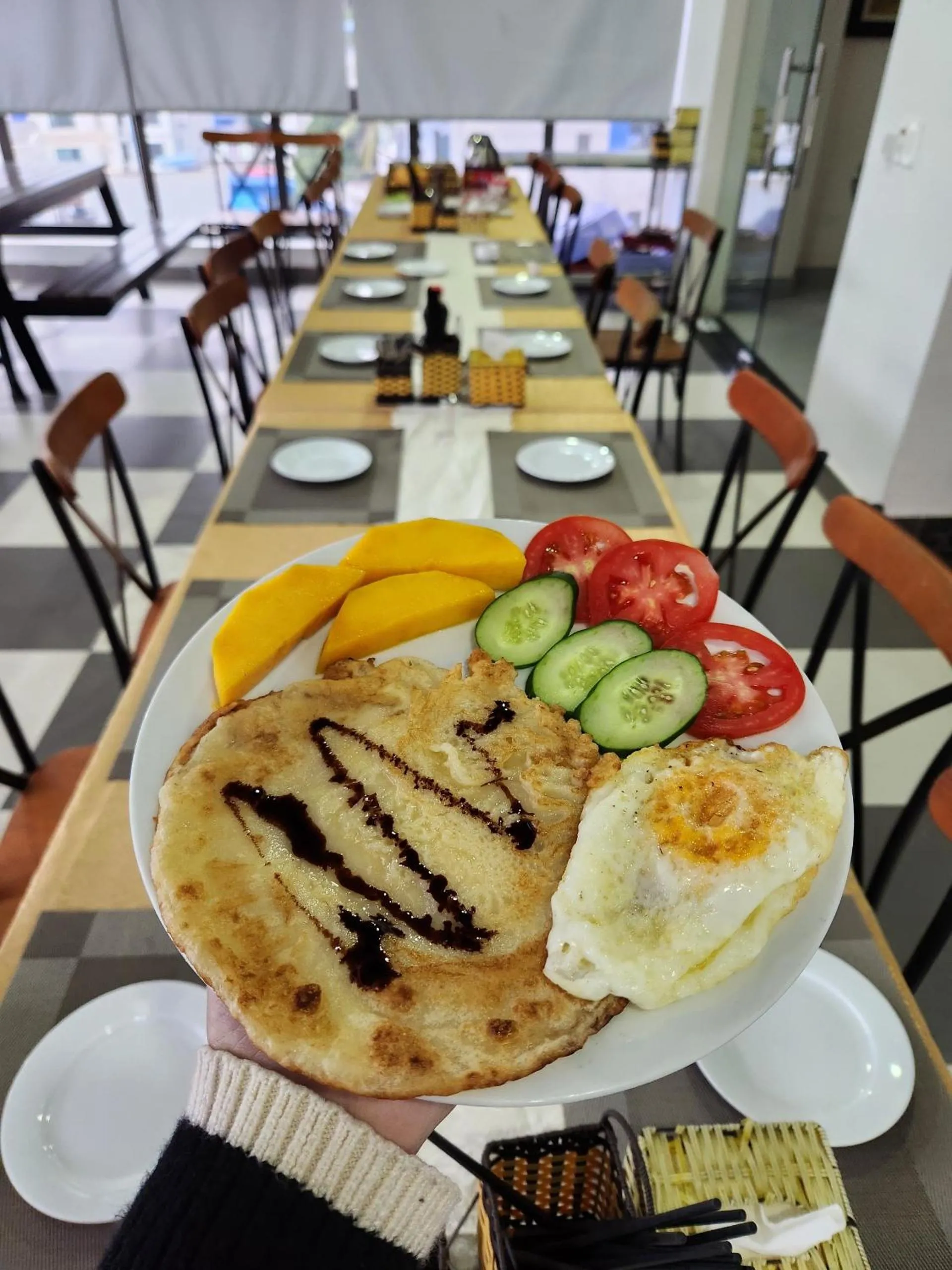 Restaurant/places to eat in Cat Ba Seoul 2 Hotel & Apartment